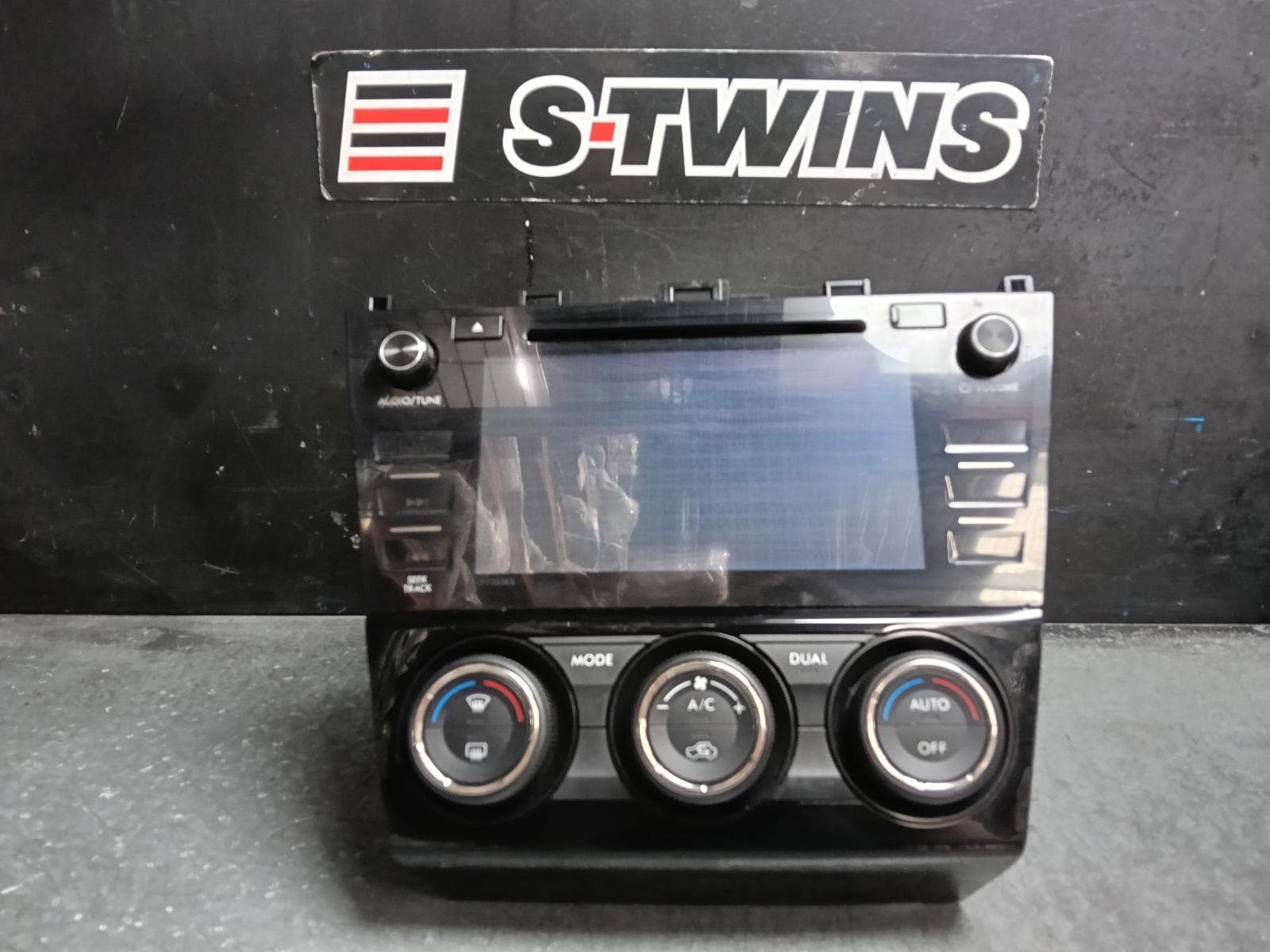 Used auto part listing image: 2017 SUBARU WRX HEAD UNIT, W/ DISPLAY UNIT, W/ SAT NAV TYPE, P/N ON FACE FV231KS, V1, 03/14-10/21 0000422187