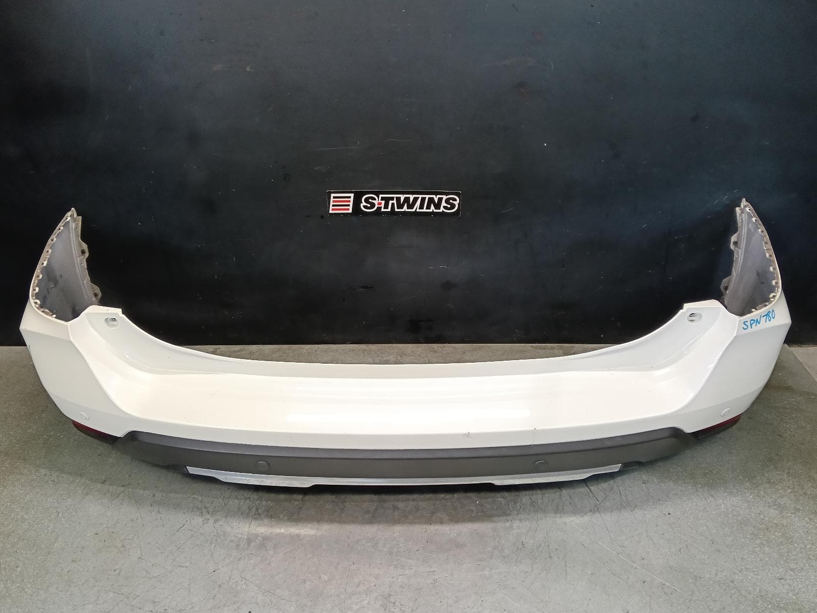 Used auto part listing image: 2021 NISSAN XTRAIL REAR BUMPER BUMPER BAR (UPPER & LOWER), T32, 02/17-07/22 0000397478