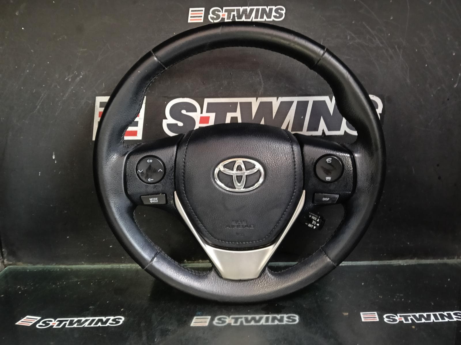 Used auto part listing image: 2013 TOYOTA RAV4 STEERING WHEEL LEATHER, XA40, CRUISER/GXL, 12/12-09/15 0000422380
