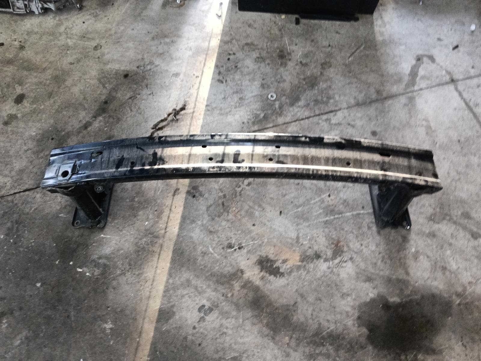 Used auto part listing image: 2015 SUBARU LIBERTY F BAR REINFORC BRACK MAIN REINFORCEMENT, 6TH GEN, 08/14-12/17 0000422779