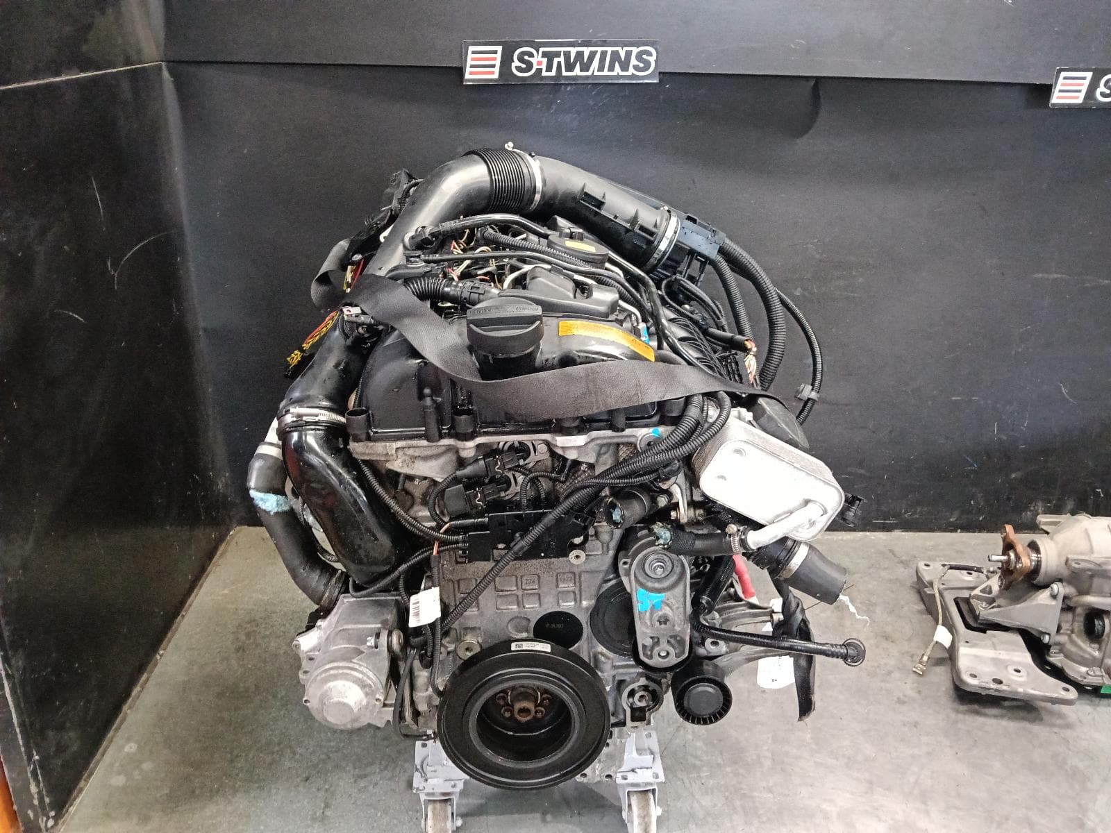 Used auto part listing image: 2013 BMW 5 SERIES ENGINE PETROL, 3.0, TURBO, N55 CODE, 535i, F07/F10/F11, 02/10-10/17 0000422905