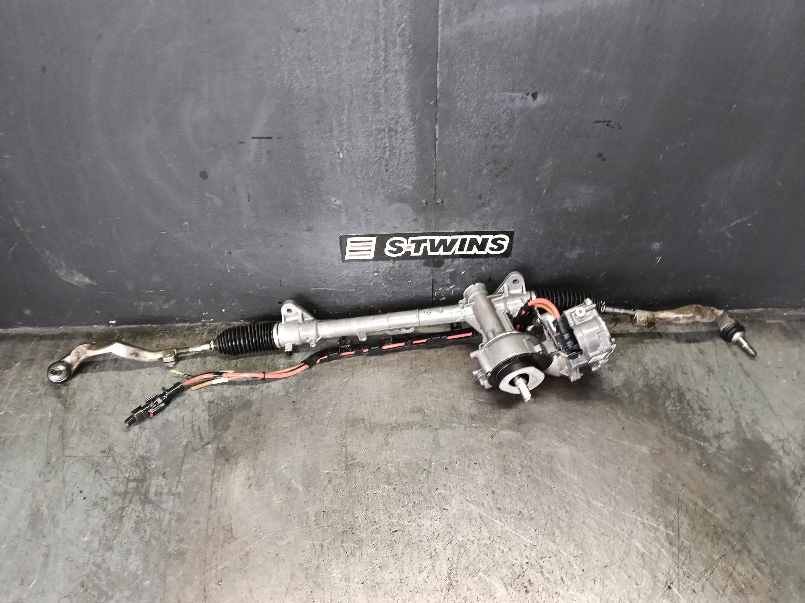 Used auto part listing image: 2018 BMW X1 STEERING BOX RACK F48, W/ VARIABLE STEERING TYPE, 08/15-06/22 0000423022