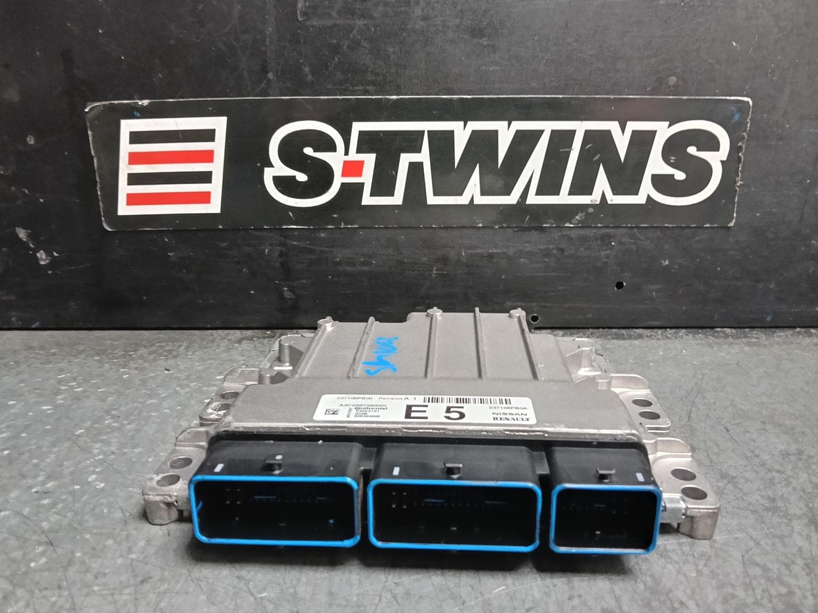 Used auto part listing image: 2020 NISSAN JUKE F16, 03/20- 0000423157
