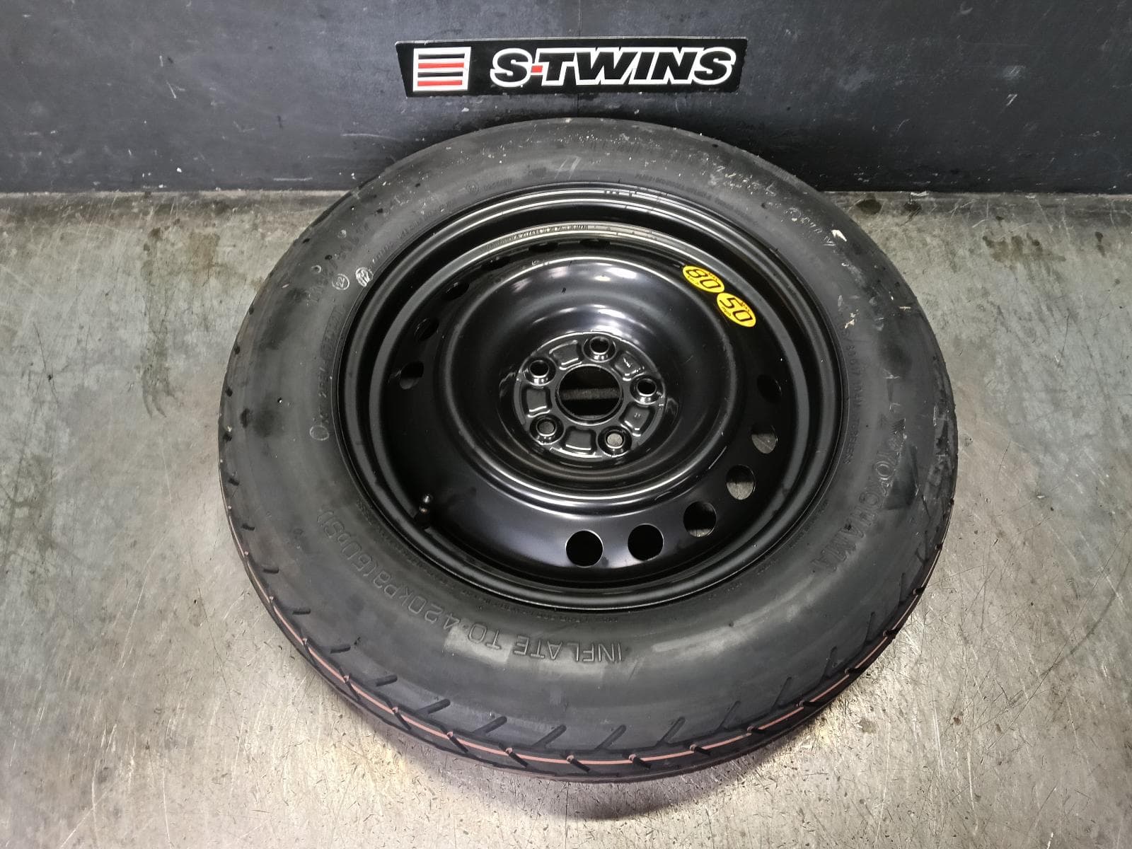 Used auto part listing image: 2021 TOYOTA RAV4 WHEEL STANDARD STEEL SPACE SAVER SPARE, 17IN, XA50, 11/18-12/25 0000423011
