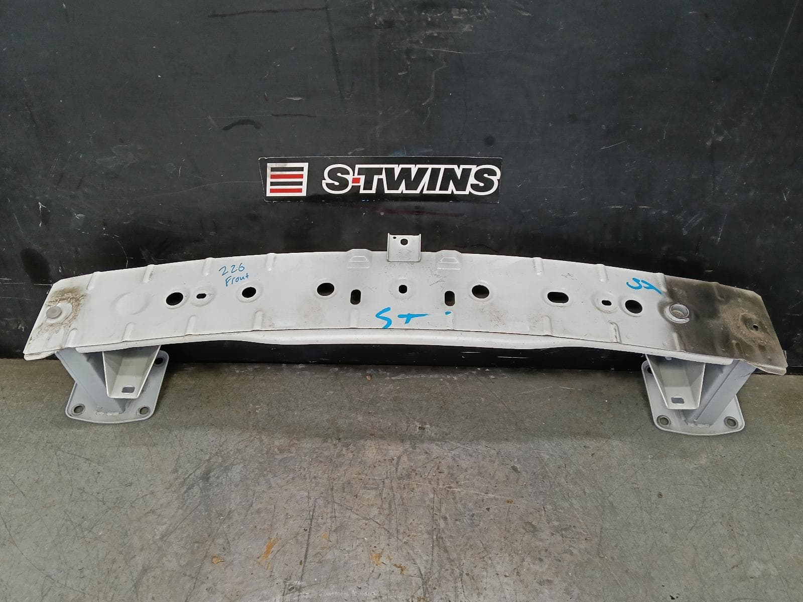Used auto part listing image: 2019 MAZDA CX5 F BAR REINFORC BRACK MAIN REINFORCEMENT, KF, 02/17-08/21 0000416323