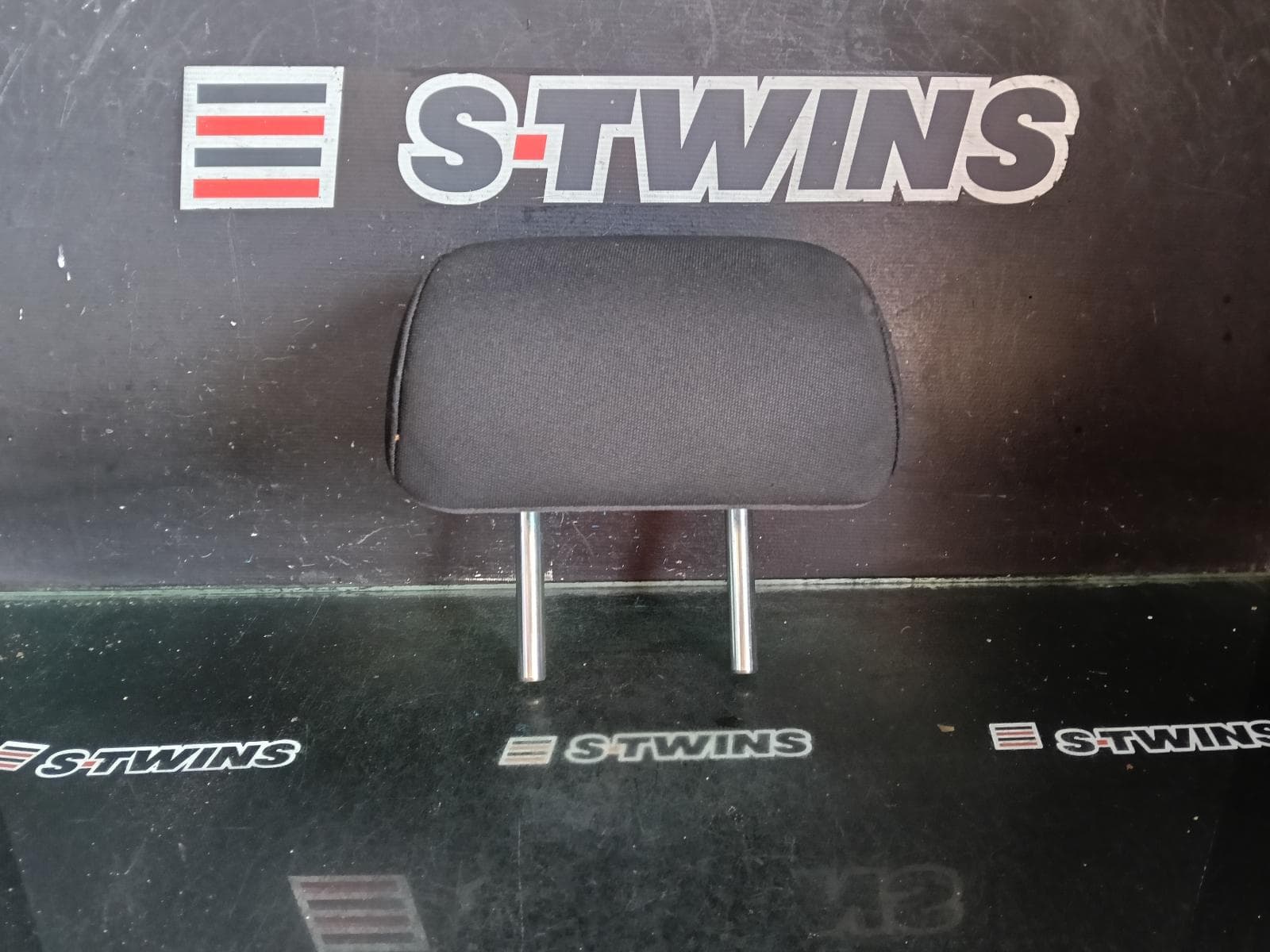 Used auto part listing image: 2020 MAZDA CX30 HEADREST DM, CENTRE REAR, CLOTH, BLACK, 10/19- 0000423350