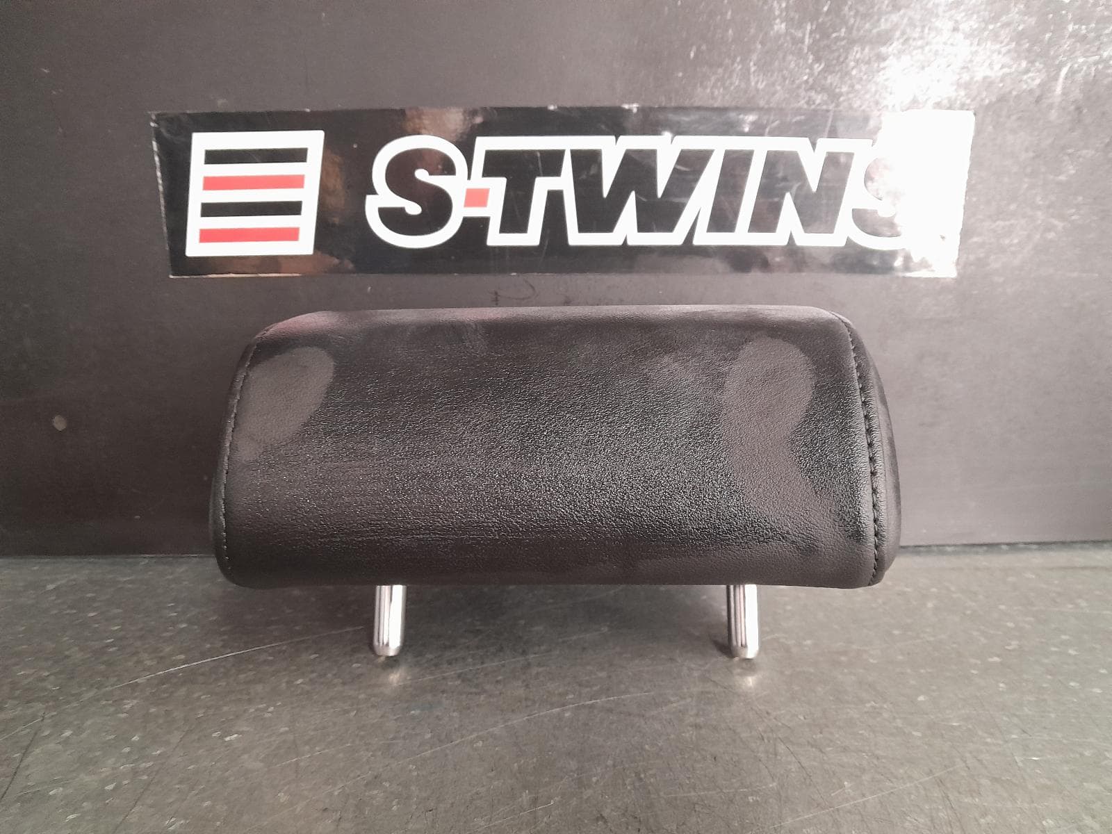 Used auto part listing image: 2018 SKODA SUPERB HEADREST NP, 03/16-06/24 0000318341