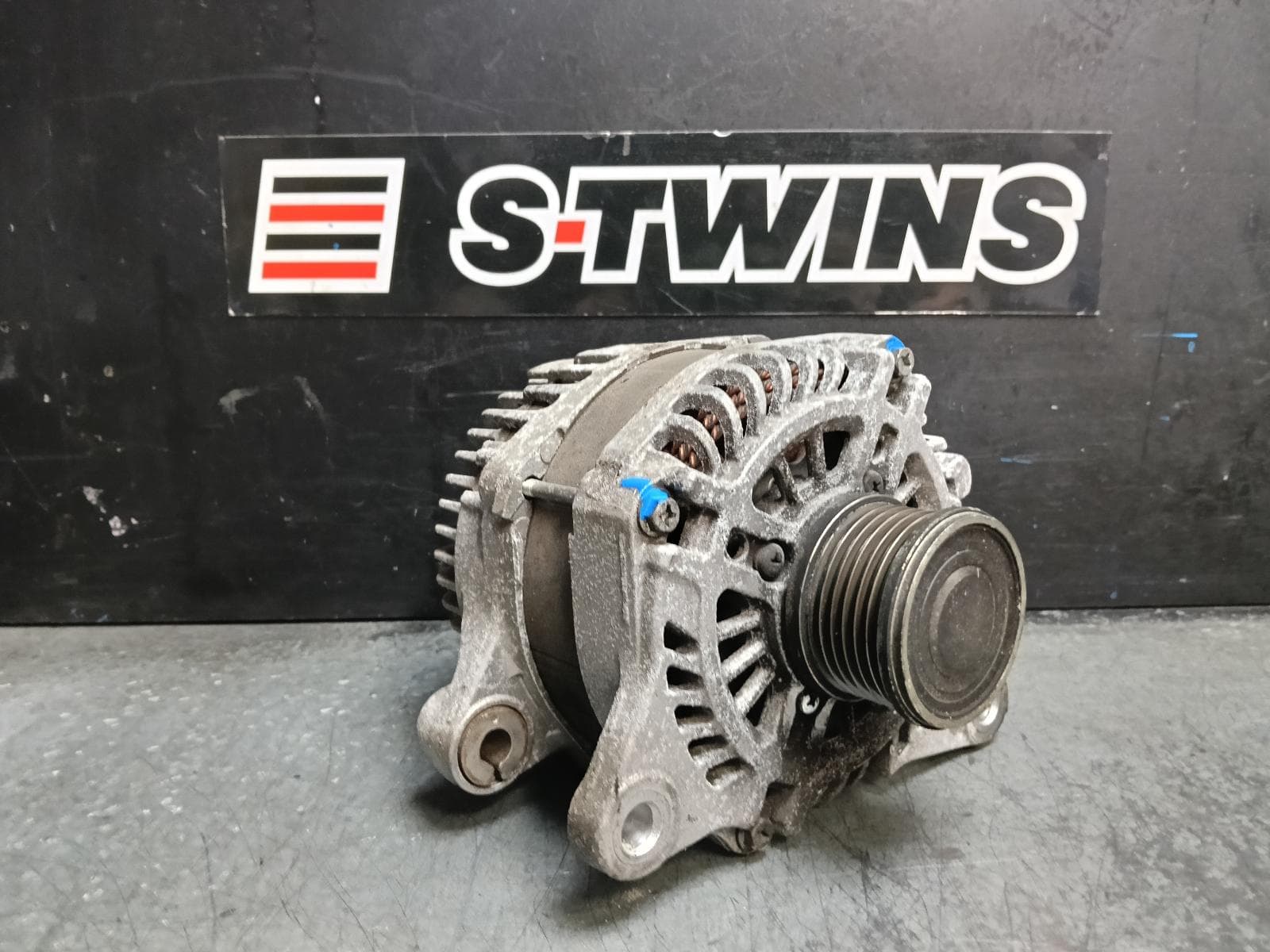 Used auto part listing image: 2013 MAZDA CX5 ALTERNATOR DIESEL, 2.2, P/N SH01 A2TX3081, KE, 03/12-12/16 0000423494