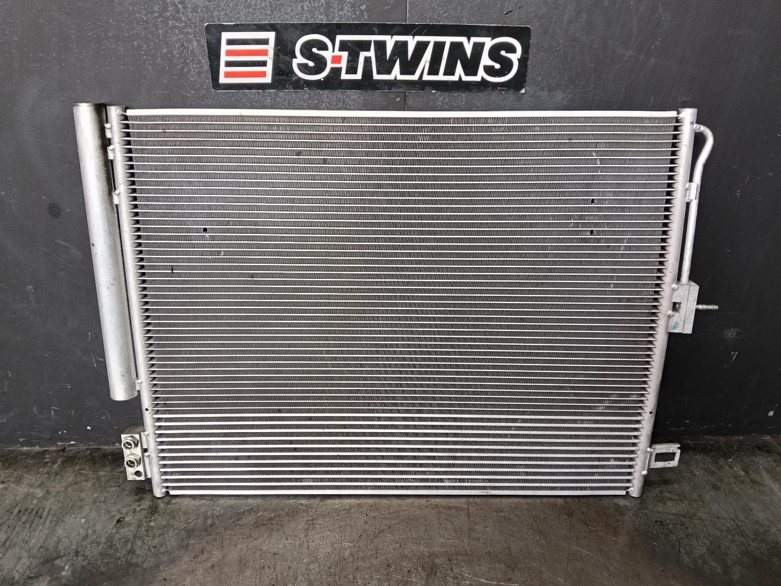 Used auto part listing image: 2014 JEEP GRANDCHEROKEE A C CONDENSER WK, A/C CONDENSER & TRANS OIL COOLER,10/10-02/22 0000423422