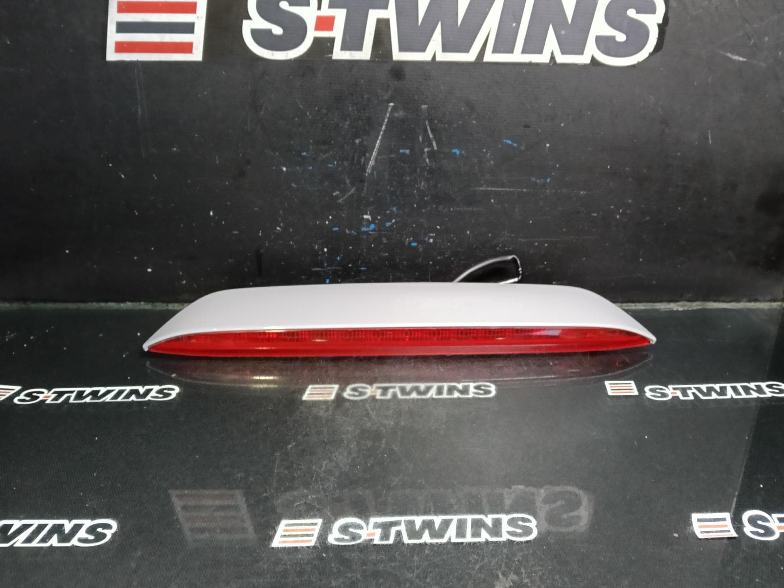 Used auto part listing image: 2024 MAZDA MX5 HIGH LEVEL STOPLIGHT ND, 08/15- 0000388611