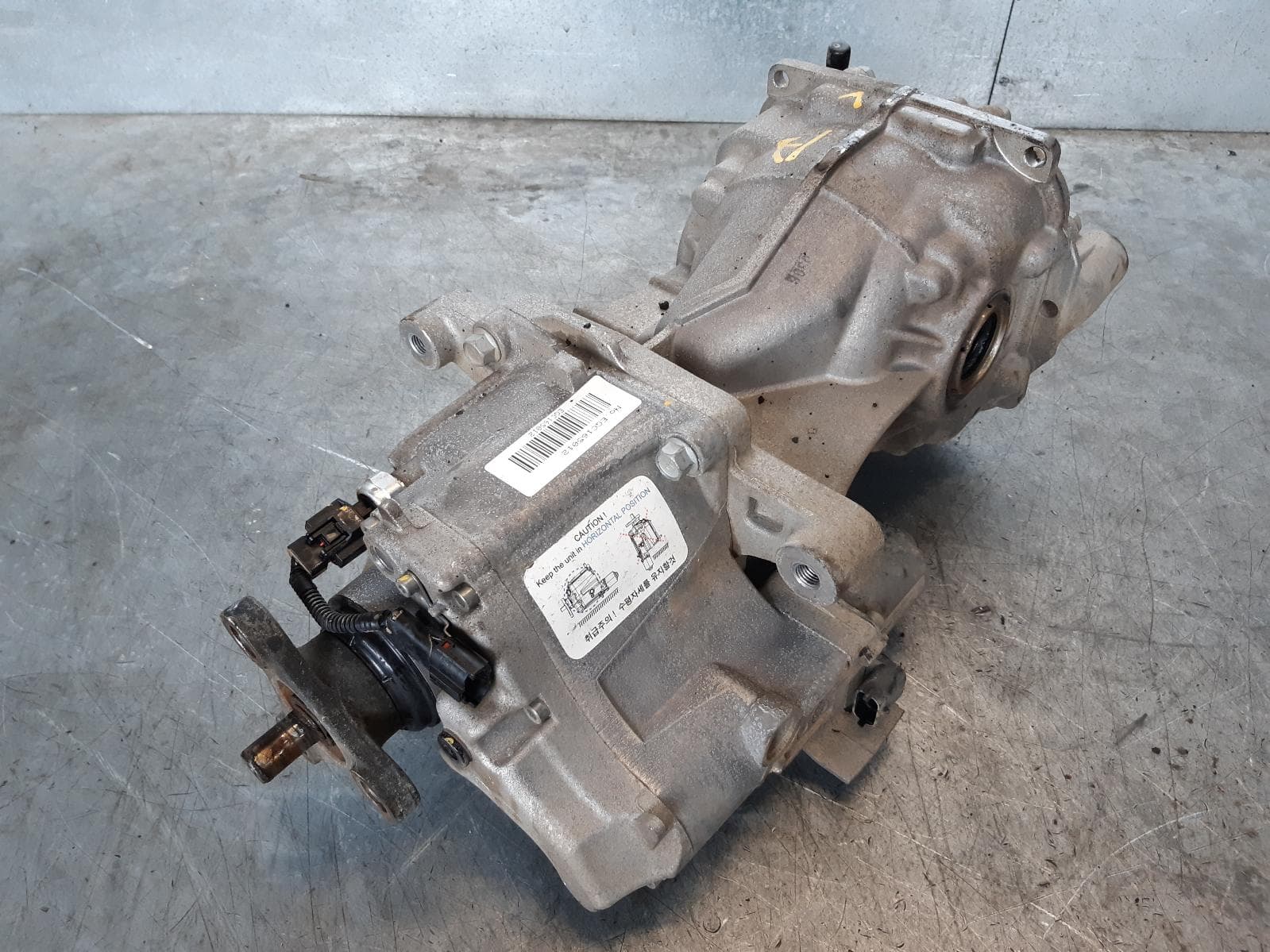 Used auto part listing image: 2015 HYUNDAI IX35 DIFFERENTIAL CENTRE REAR, 2.4, G4KJ, PETROL, LM SERIES, 2.533 RATIO, 06/13-01/16 0000094139