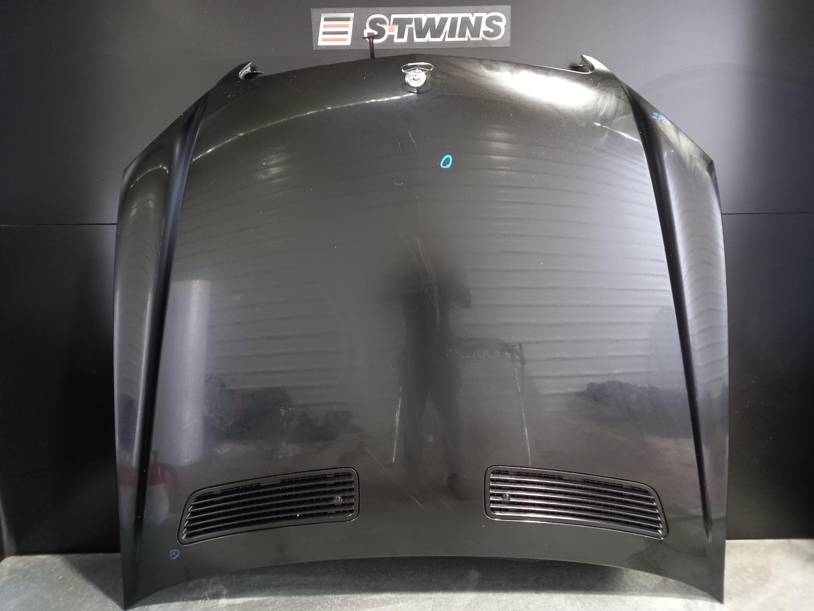 Used auto part listing image: 2009 MERCEDES S CLASS BONNET W221/V221, 02/06-12/13 0000170618
