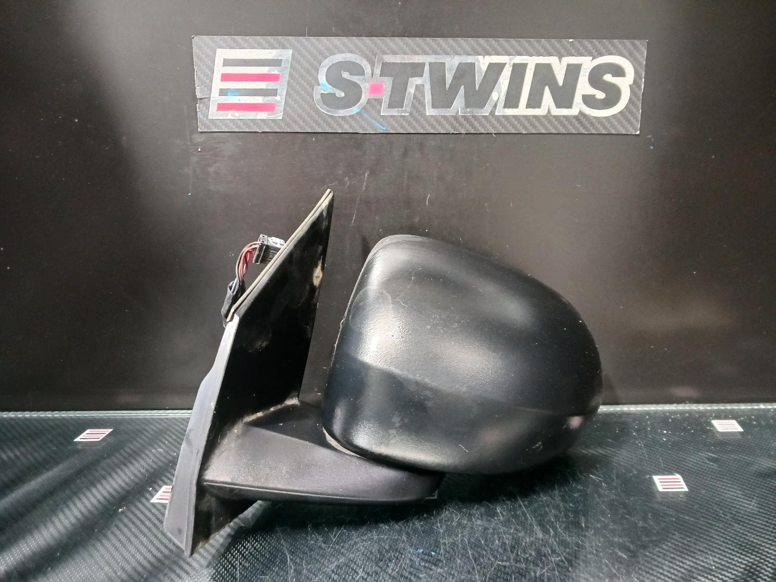 Used auto part listing image: 2011 DODGE CALIBER LEFT DOOR MIRROR PM, 08/06-12/12 0000227458