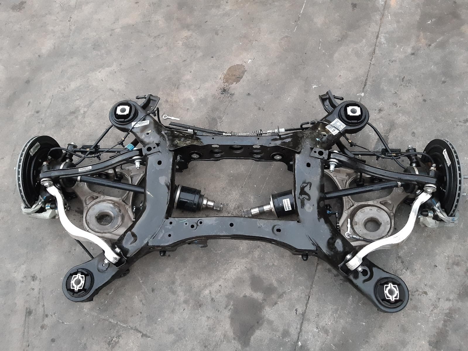 Used auto part listing image: 2019 JEEP GRANDCHEROKEE COMPLETE REAR SUSPEN 4WD, WK, 10/10- 0000118735