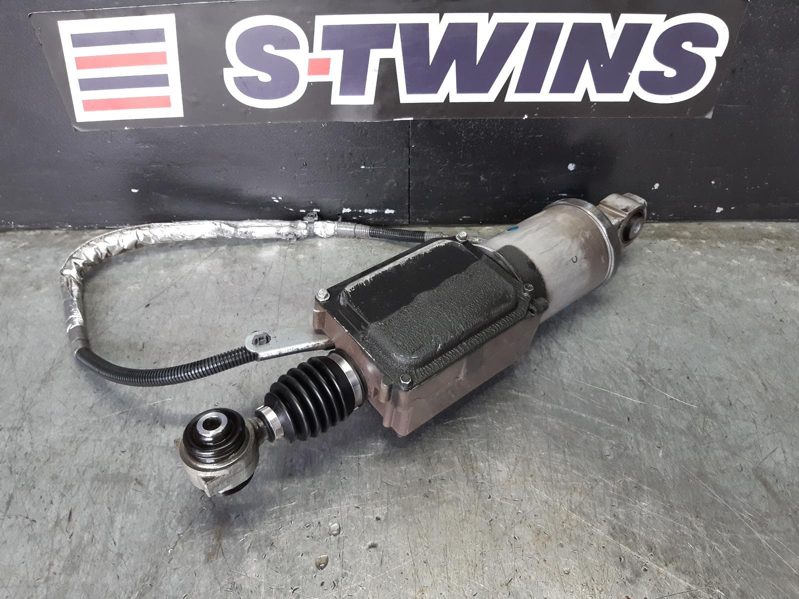 Used auto part listing image: 2017 RENAULT MEGANE STEERING BOX RACK PETROL, 1.6, M5M, TURBO, BFB/KFB, 06/16-02/20 0000134265