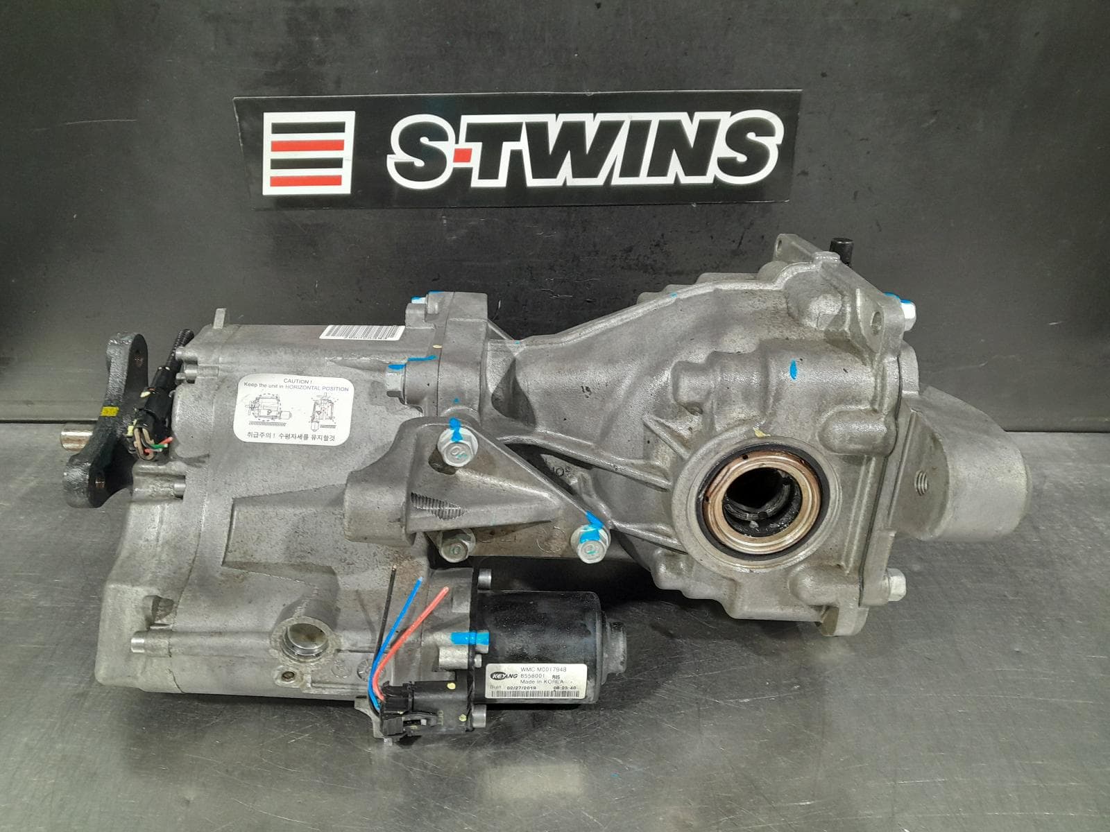 Used auto part listing image: 2019 KIA SORENTO DIFFERENTIAL CENTRE REAR, 2.2, D4HB, DIESEL, UM, 3.195 RATIO, 09/17-01/20 0000271036
