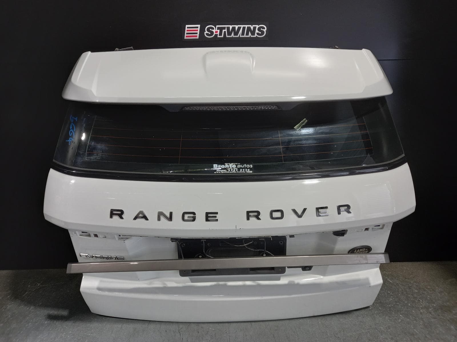 Used auto part listing image: 2011 LAND ROVER RANGE ROVER EVOQUE BOOTLID TAILGATE TAILGATE, L538, 3DR WAGON, 11/11-01/19 0000256756