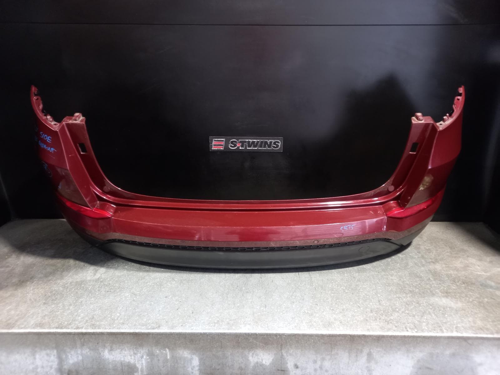 Used auto part listing image: 2017 HYUNDAI TUCSON REAR BUMPER BUMPER BAR (2 PIECE), TL, KOREAN BUILT (VIN KMHJ), ACTIVE/ACTIVE X/ELITE, 06/15-06/18 0000220148