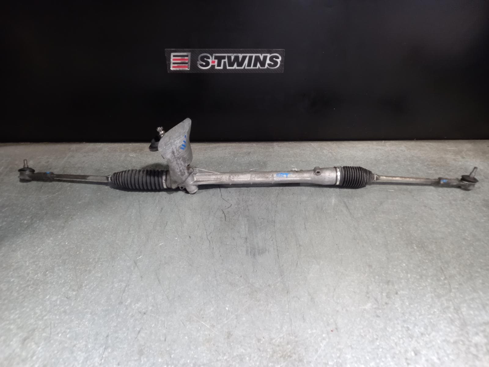 Used auto part listing image: 2018 MITSUBISHI OUTLANDER STEERING BOX RACK ZL, 04/18-07/21 0000243253