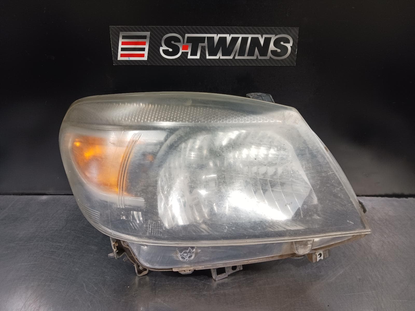 Used auto part listing image: 2010 FORD RANGER RIGHT HEADLAMP PK, 04/09-07/11 0000228110