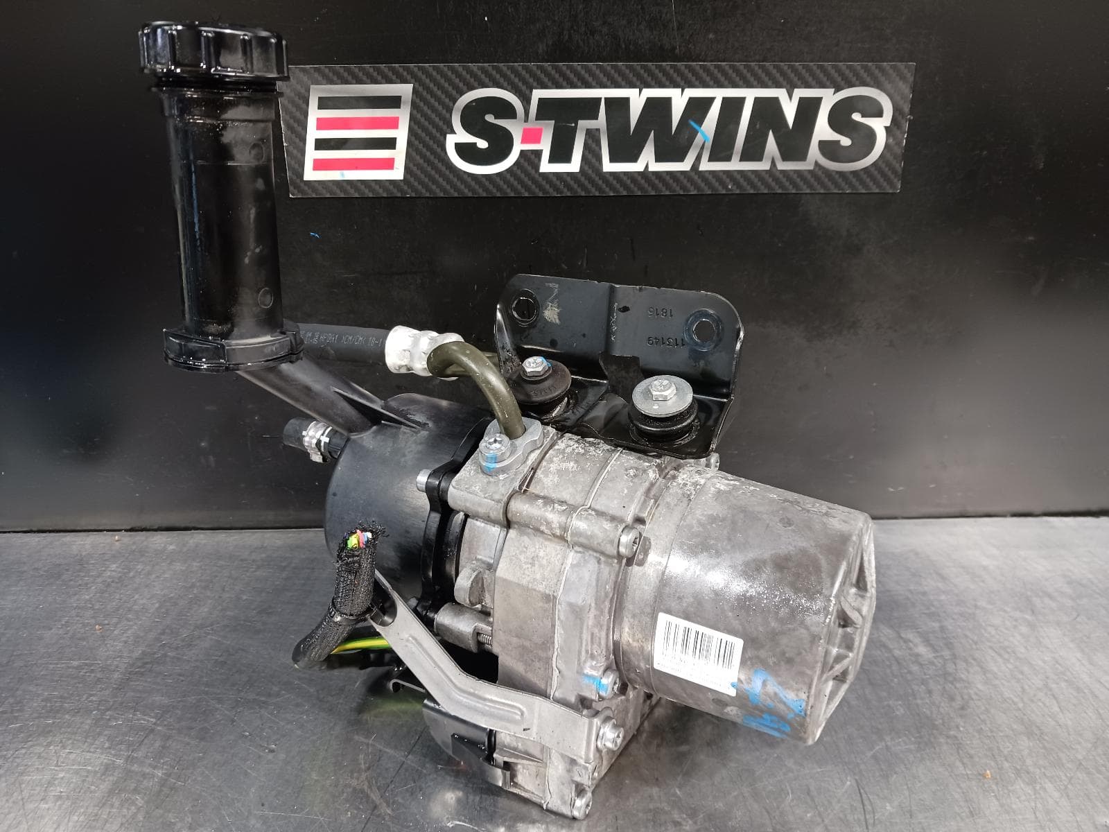 Used auto part listing image: 2018 CITROEN BERLINGO STEERING PUMP DIESEL, 1.6, B9C, 03/09-12/18 0000231539