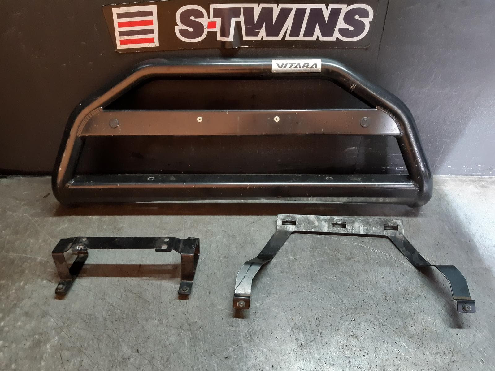 Used auto part listing image: 2016 SUZUKI VITARA FRONT BUMPER NUDGE BAR, GRAND VITARA, JT, 08/12-12/18 0000209950