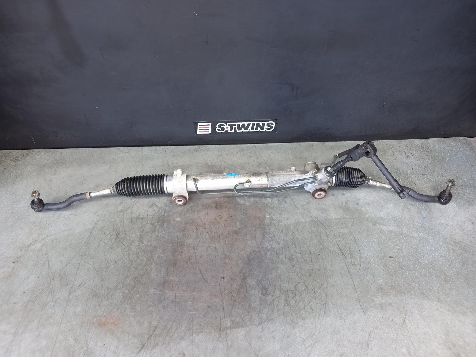 Used auto part listing image: 2020 TOYOTA HIACE STEERING BOX RACK 300 SERIES, 02/19- 0000316370