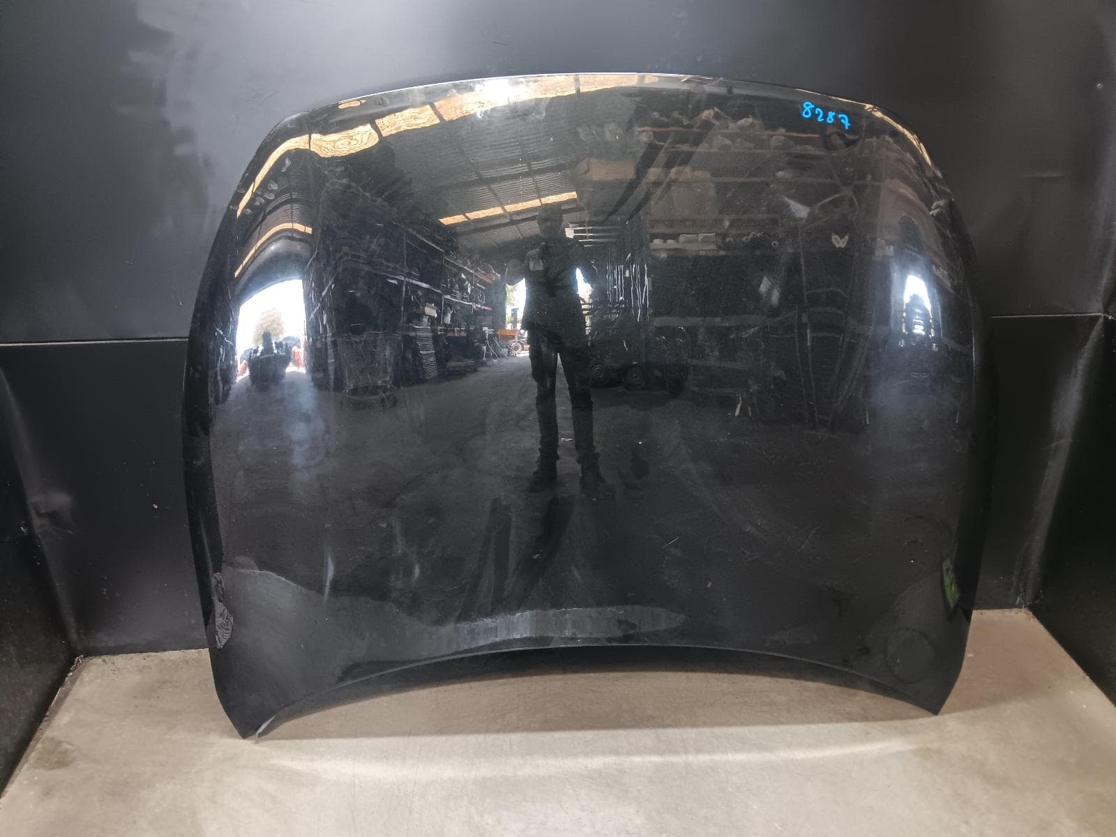 Used auto part listing image: 2013 INFINITI QX70 BONNET S51, 10/13-12/19 0000306996