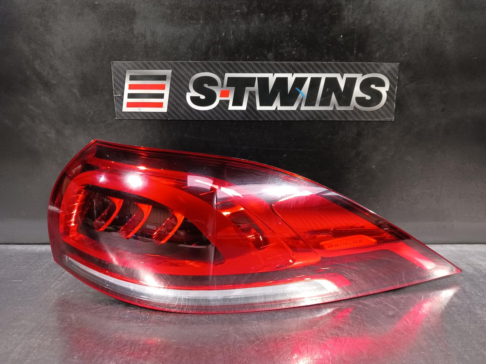 Used auto part listing image: 2022 MERCEDES GLE CLASS RIGHT TAILLIGHT V167, IN BODY, WAGON, LED TYPE, GLE300d/GLE350d/GLE400d/GLE450, 05/19- 0000239412