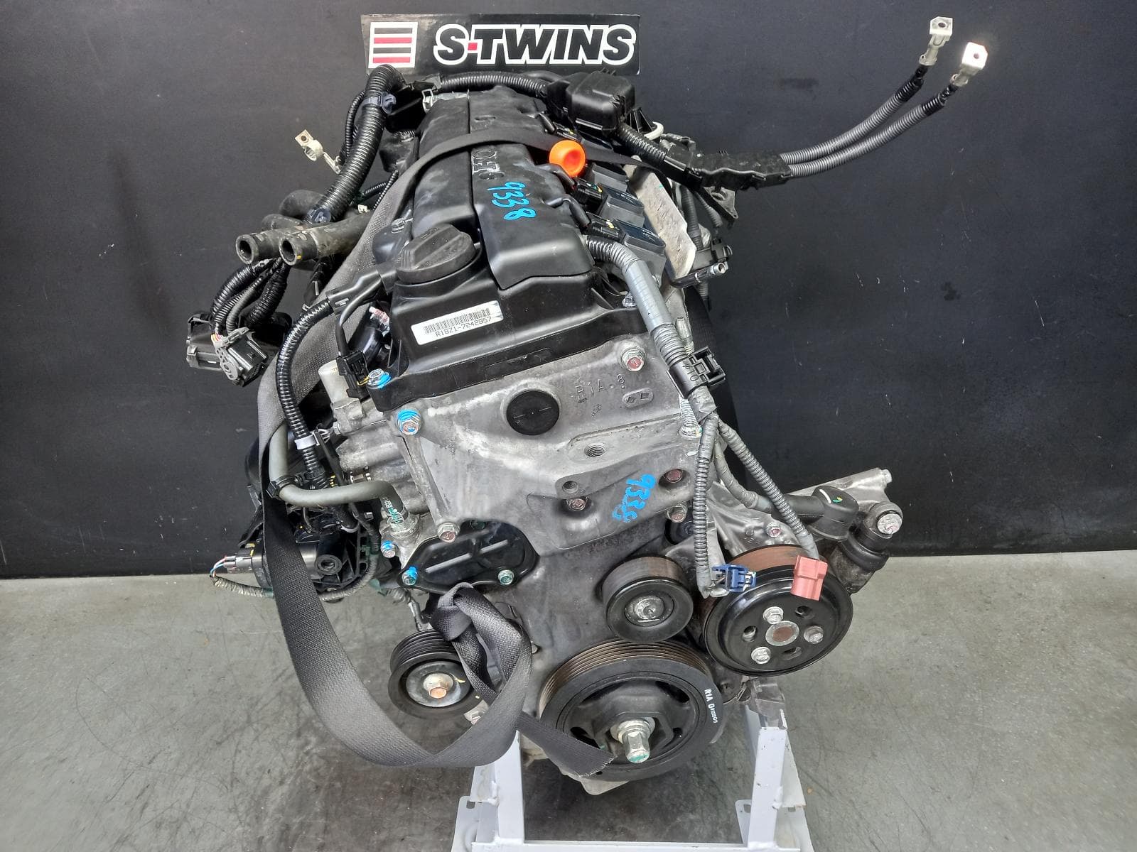 Used auto part listing image: 2021 HONDA CIVIC ENGINE PETROL, 1.8, 10TH GEN, 05/16-08/21 0000357954
