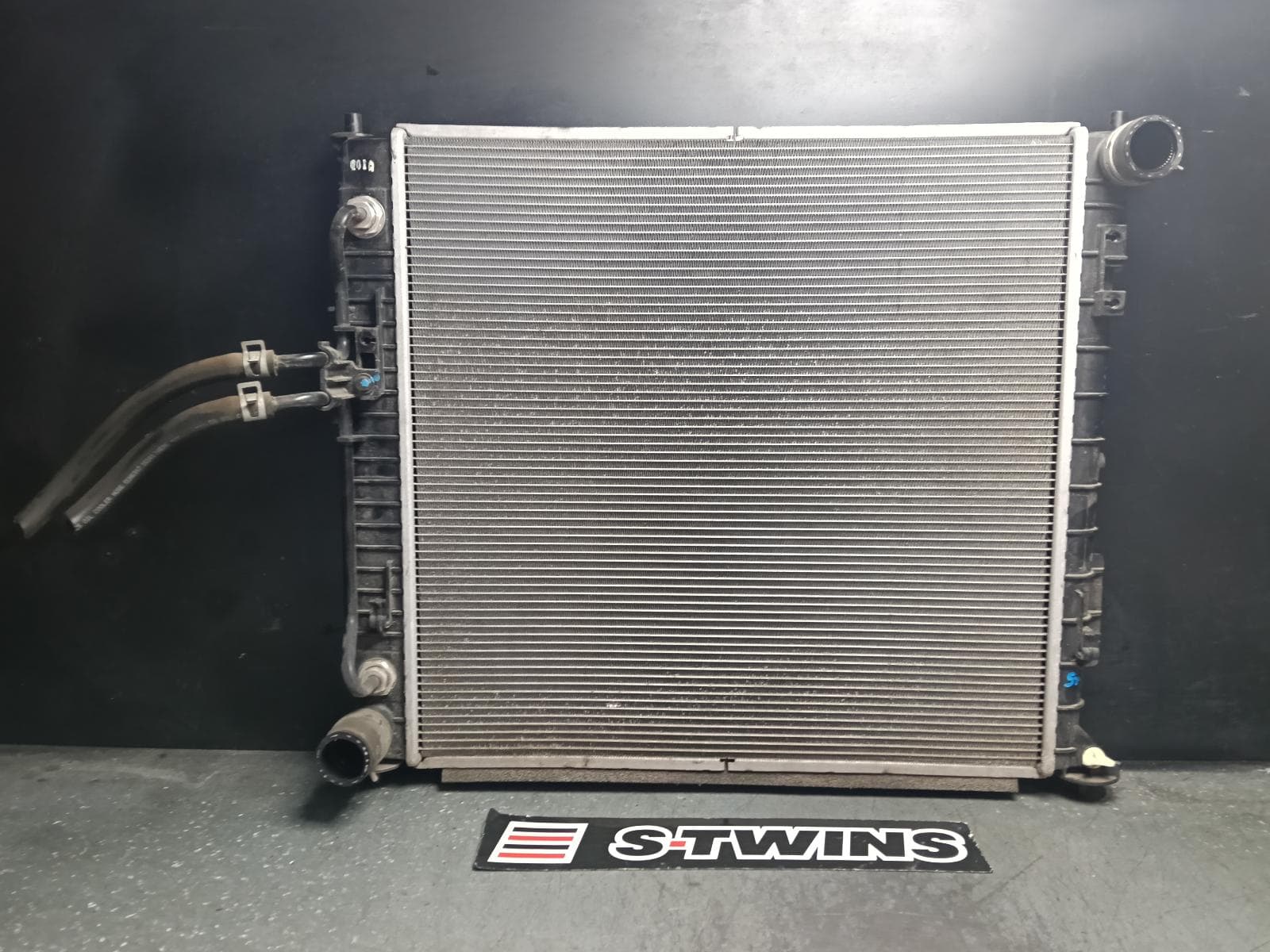 Used auto part listing image: 2021 HYUNDAI STARIA RADIATOR 2.2, DIESEL, US4, 04/21- 0000411452