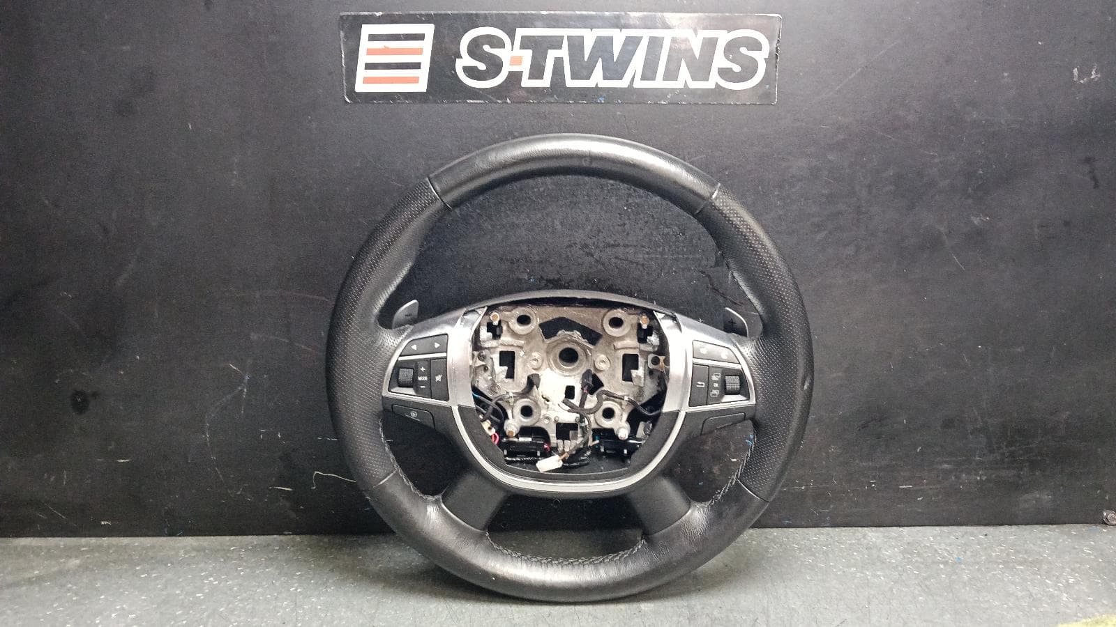 Used auto part listing image: 2019 HAVAL H9 STEERING WHEEL LEATHER, 05/15-12/21 0000400053