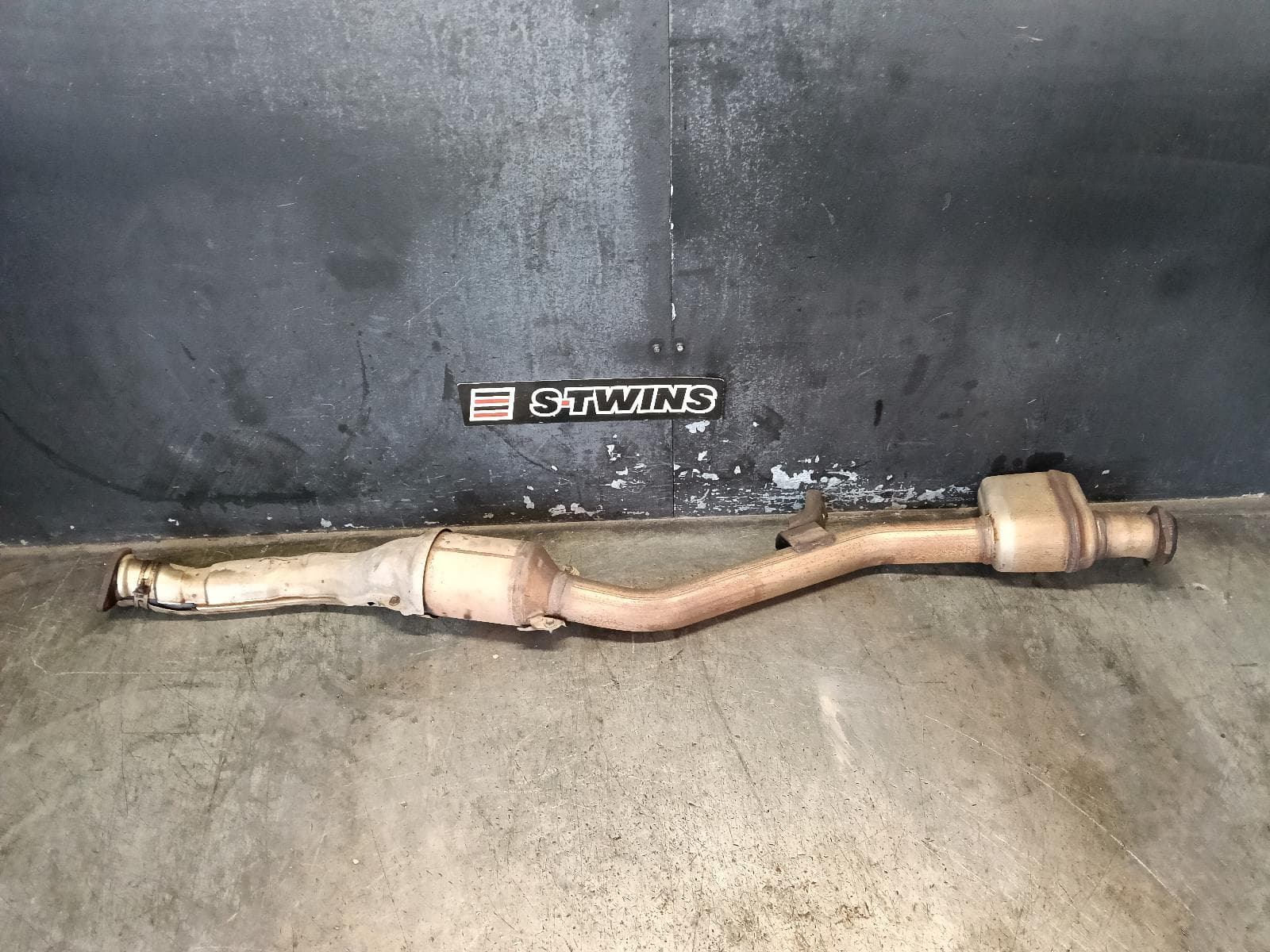 Used auto part listing image: 2015 SUBARU WRX CATALYTIC CONVERTER UNDER CAR-CAT TYPE, 2.0, PETROL, V1, 03/14-10/21 0000411436