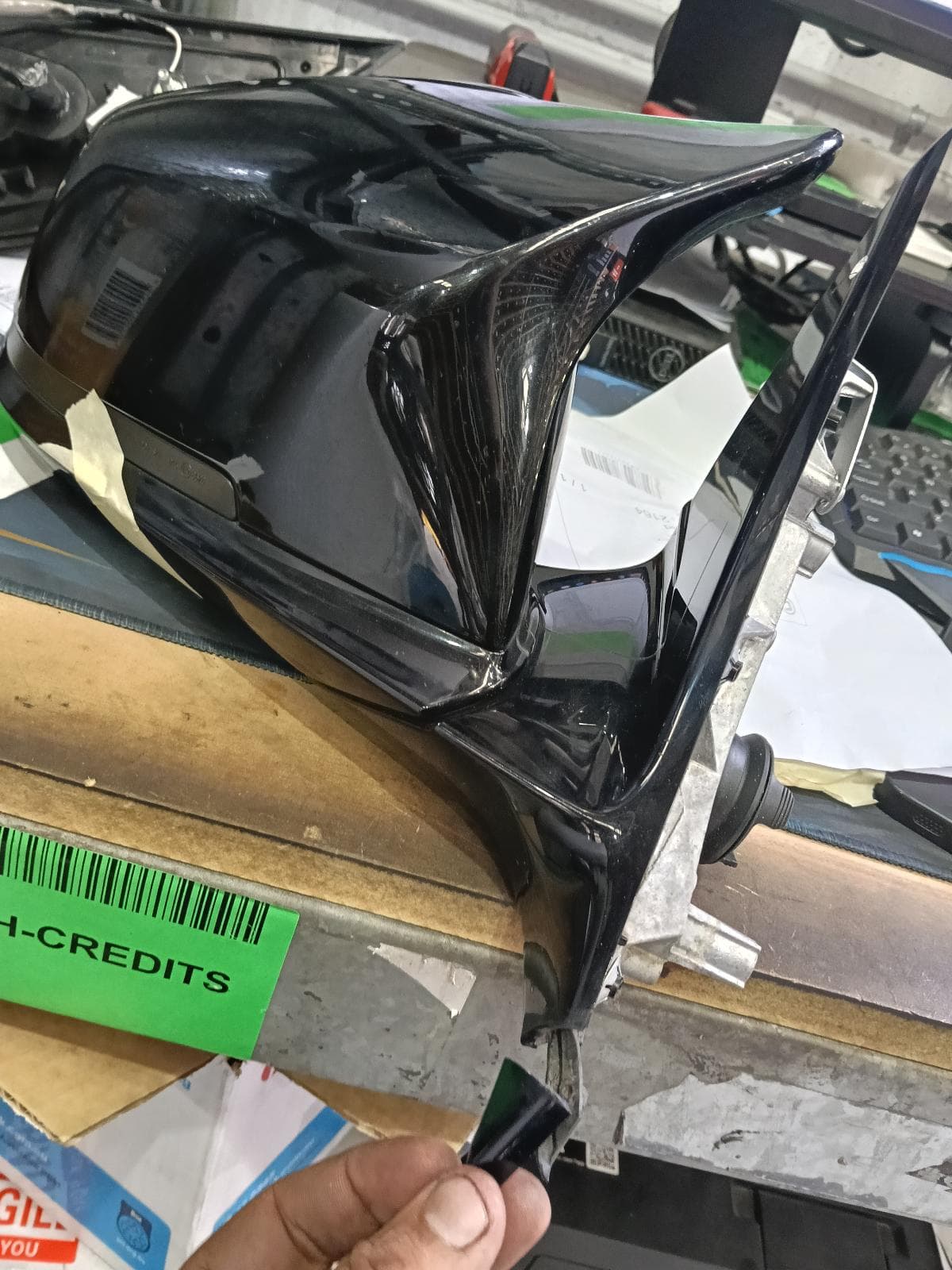Used auto part listing image: 2016 BMW 3 SERIES RIGHT DOOR MIRROR F30/F31, SEDAN/WAGON, M SPORT, W/ LANE CHANGE & CAMERA TYPE, 11/11-05/19 0000396554