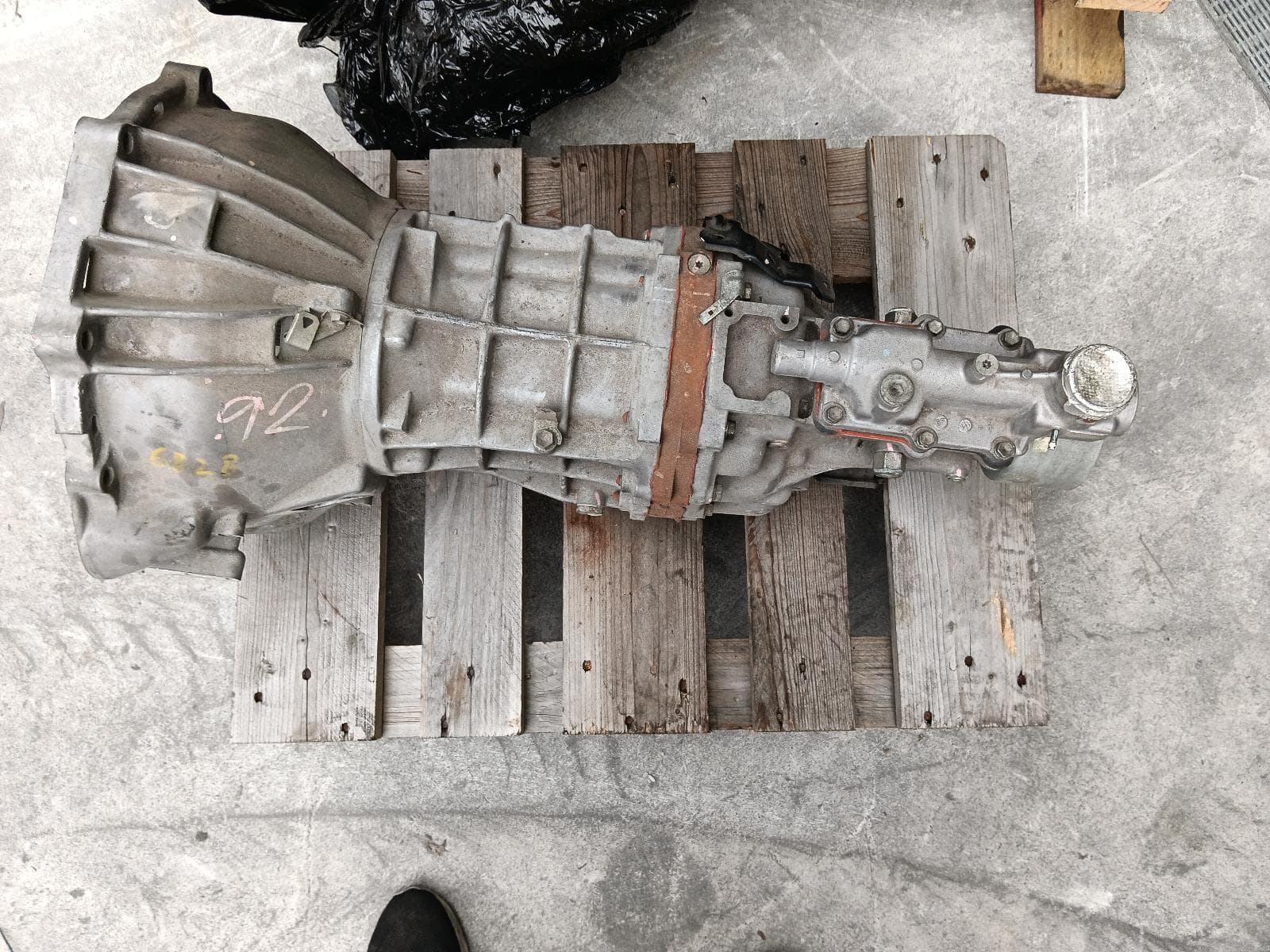 Used auto part listing image: 2017 TOYOTA HILUX TRANS GEARBOX MANUAL, 2WD, DIESEL, 2.8, 1GD-FTV, TURBO, 06/15- 0000407227