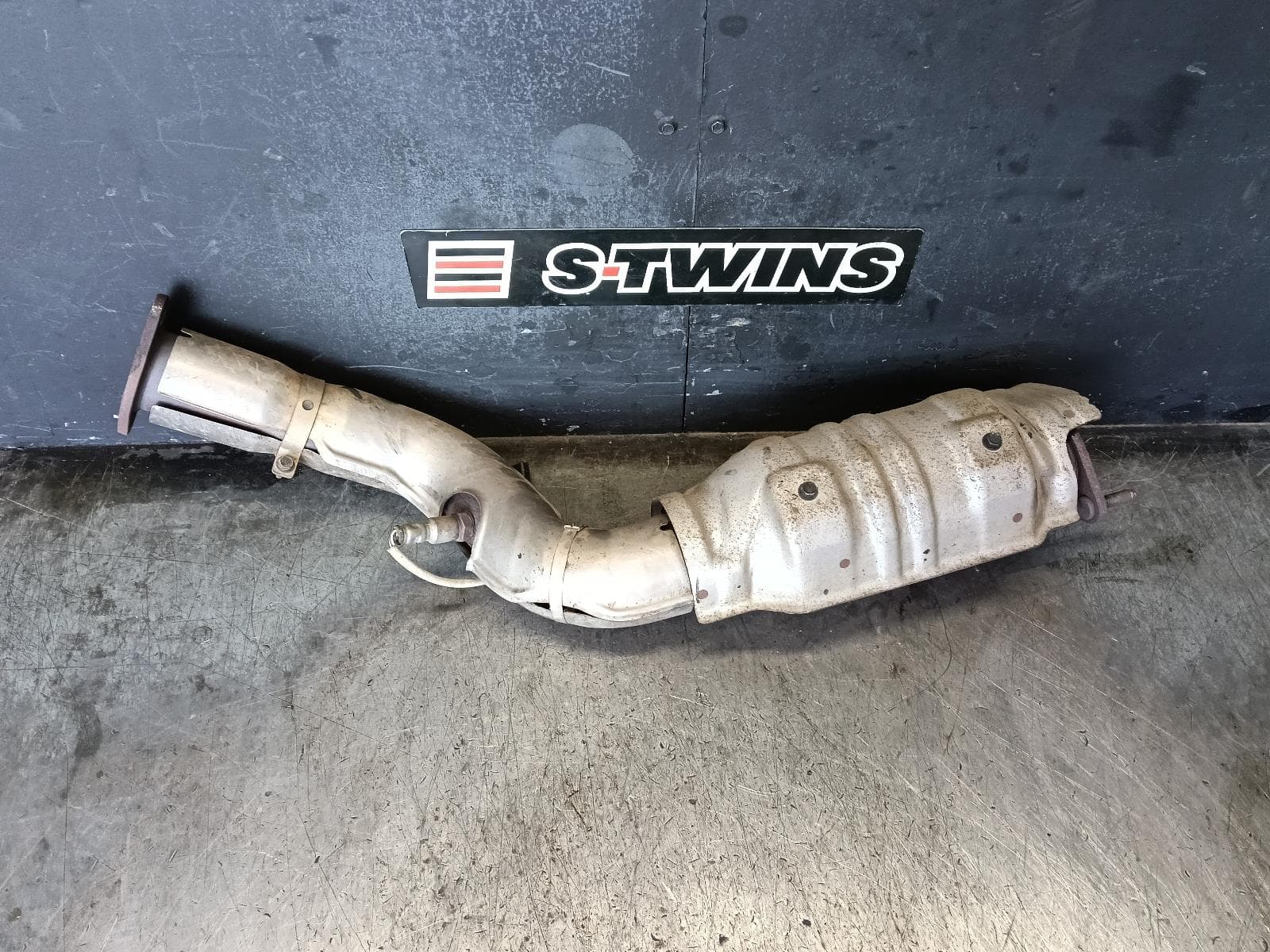 Used auto part listing image: 2018 NISSAN XTRAIL CATALYTIC CONVERTER UNDER CAR-CAT TYPE, 2.5, PETROL, T32, 02/14-07/22 0000421630
