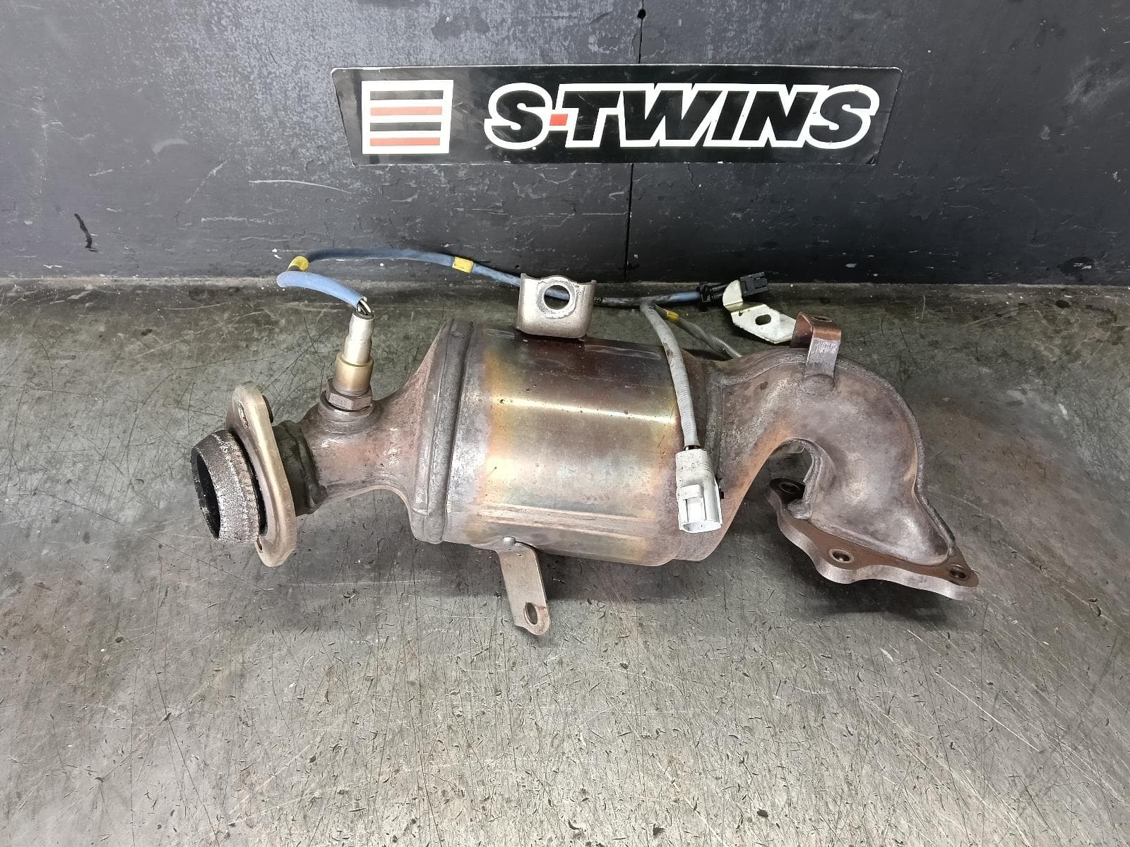Used auto part listing image: 2018 SUZUKI VITARA CATALYTIC CONVERTER DOWNPIPE-CAT TYPE, 1.4, PETROL, VITARA, LY (VIN TSM), 06/15- 0000418086