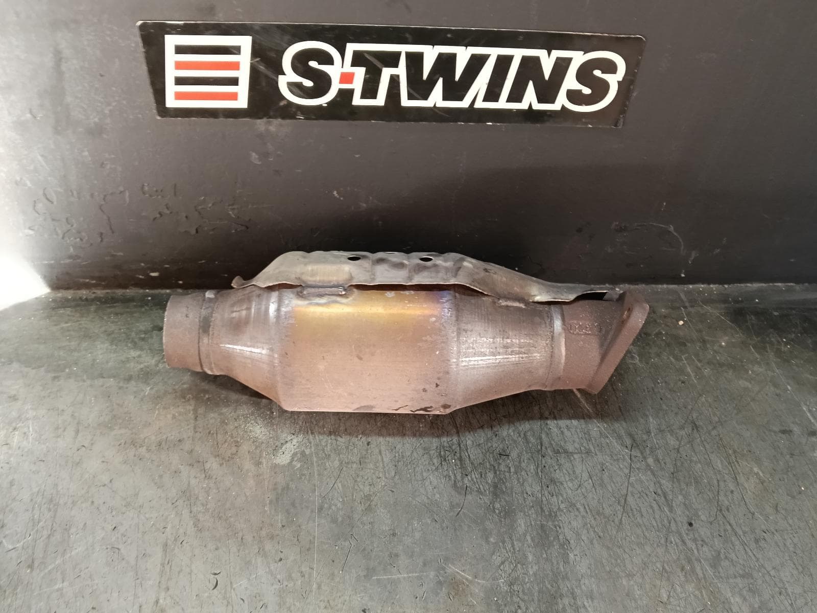 Used auto part listing image: 2018 HYUNDAI I30 CATALYTIC CONVERTER UNDER CAR-CAT TYPE, 2.0, G4NC, PETROL, PD, HATCH (S. KOREA VIN KMHH), 03/17-12/23 0000418781