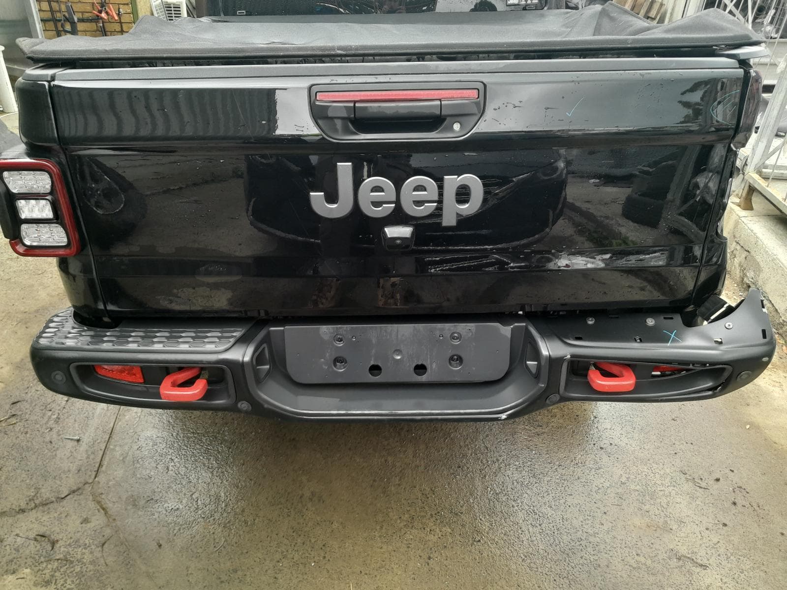 2022 JEEP GLADIATOR 15