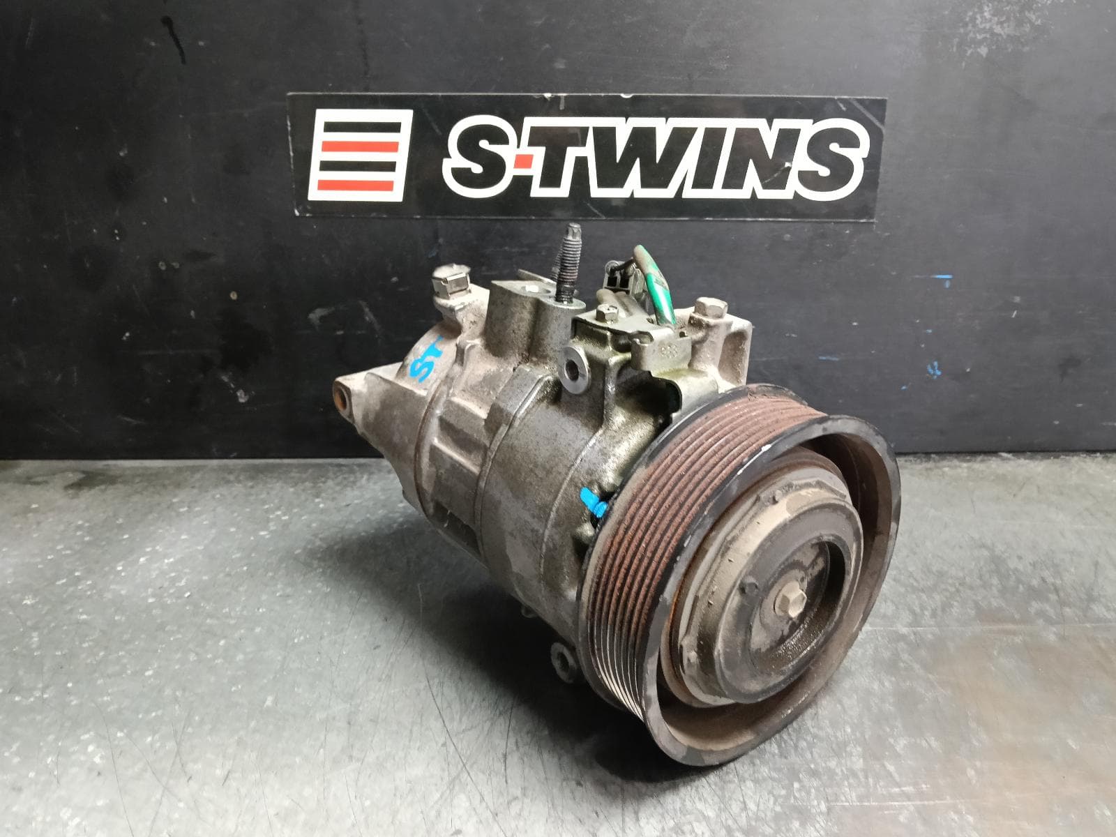 Used auto part listing image: 2021 RAM 1500 A C COMPRESSOR DT, 5.7, HYBRID, 10/20