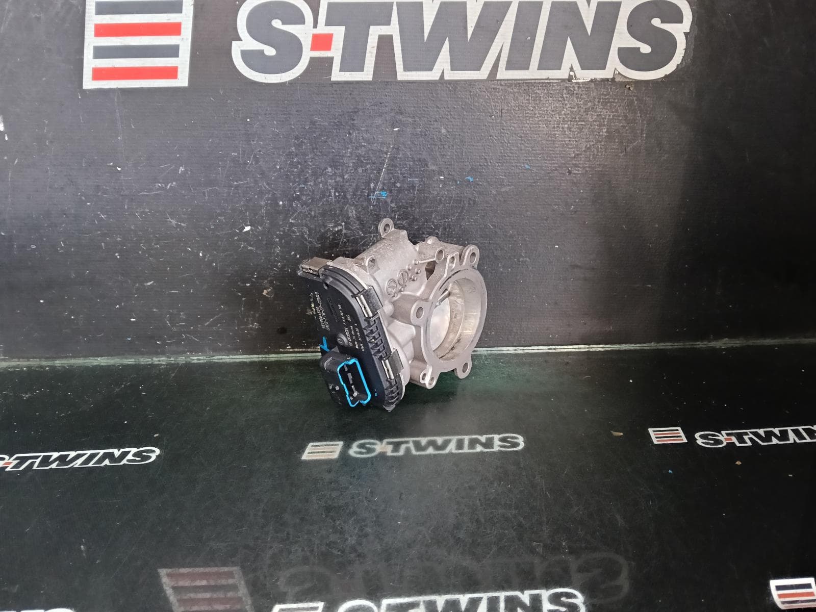 Used auto part listing image: 2021 PEUGEOT 508 THROTTLE BODY R8, 05/19-09/24