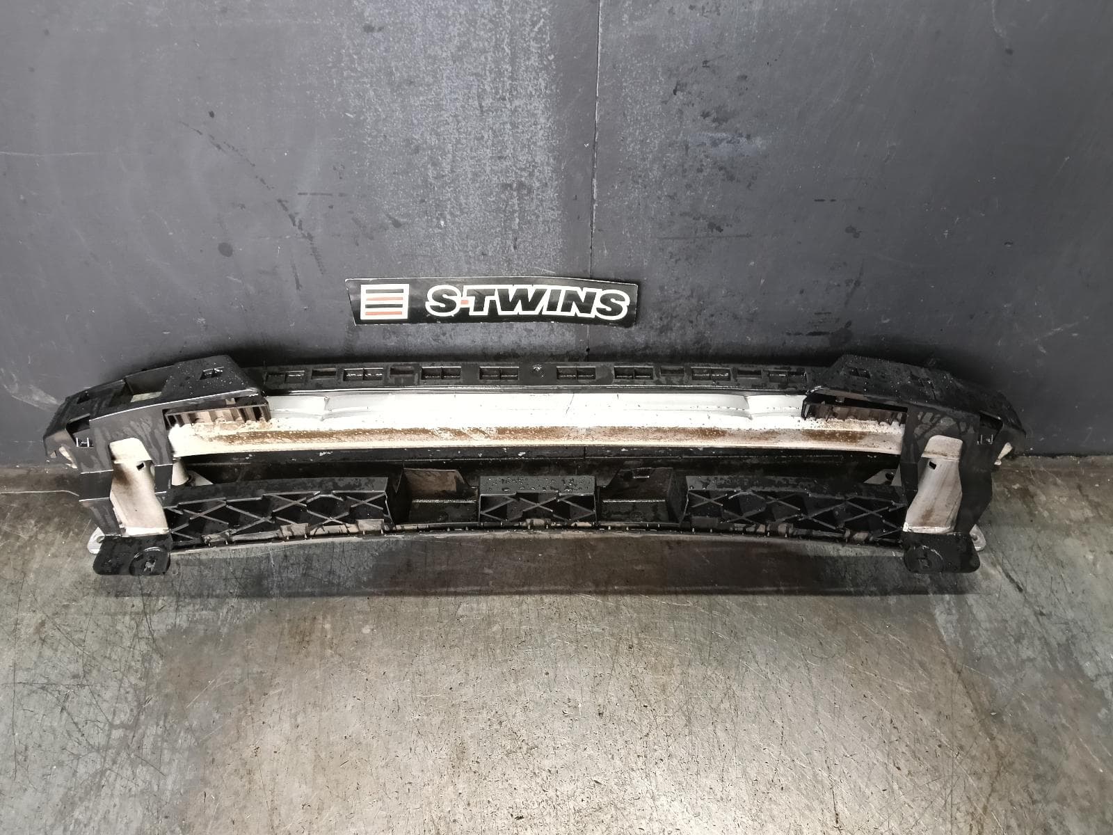 Used auto part listing image: 2021 PEUGEOT 508 R BAR BRACKET REINFO MAIN REINFORCEMENT, HATCH, MK2, 05/19