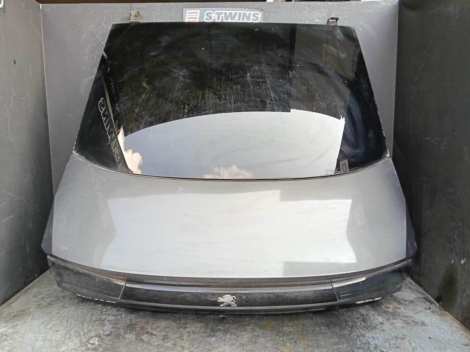 Used auto part listing image: 2021 PEUGEOT 508 BOOTLID TAILGATE TAILGATE, MK2, HATCH, 05/19