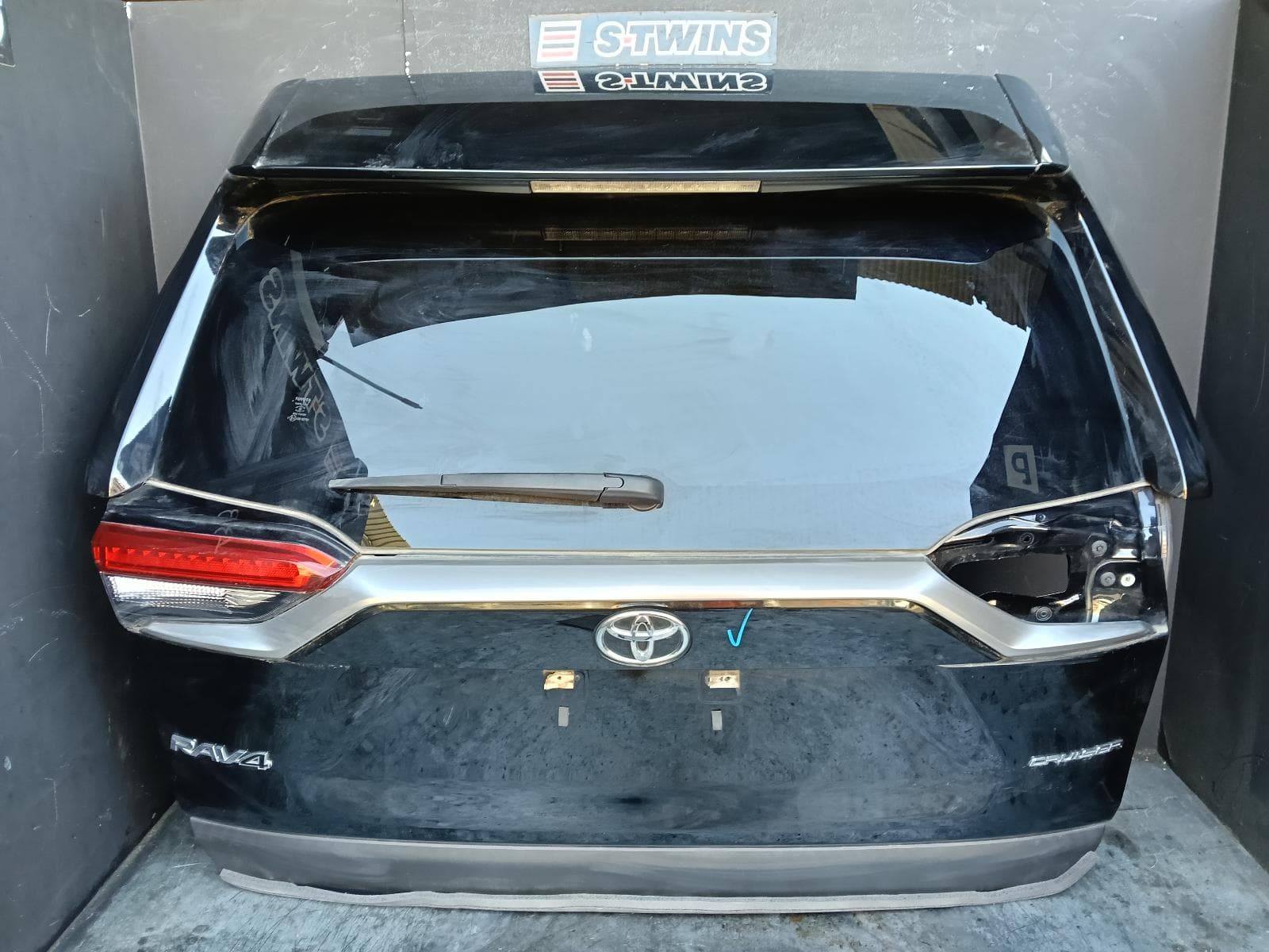 Used auto part listing image: 2020 TOYOTA RAV4 BOOTLID TAILGATE TAILGATE, W/ POWER LIFTGATE TYPE, XA50, 11/18-12/25