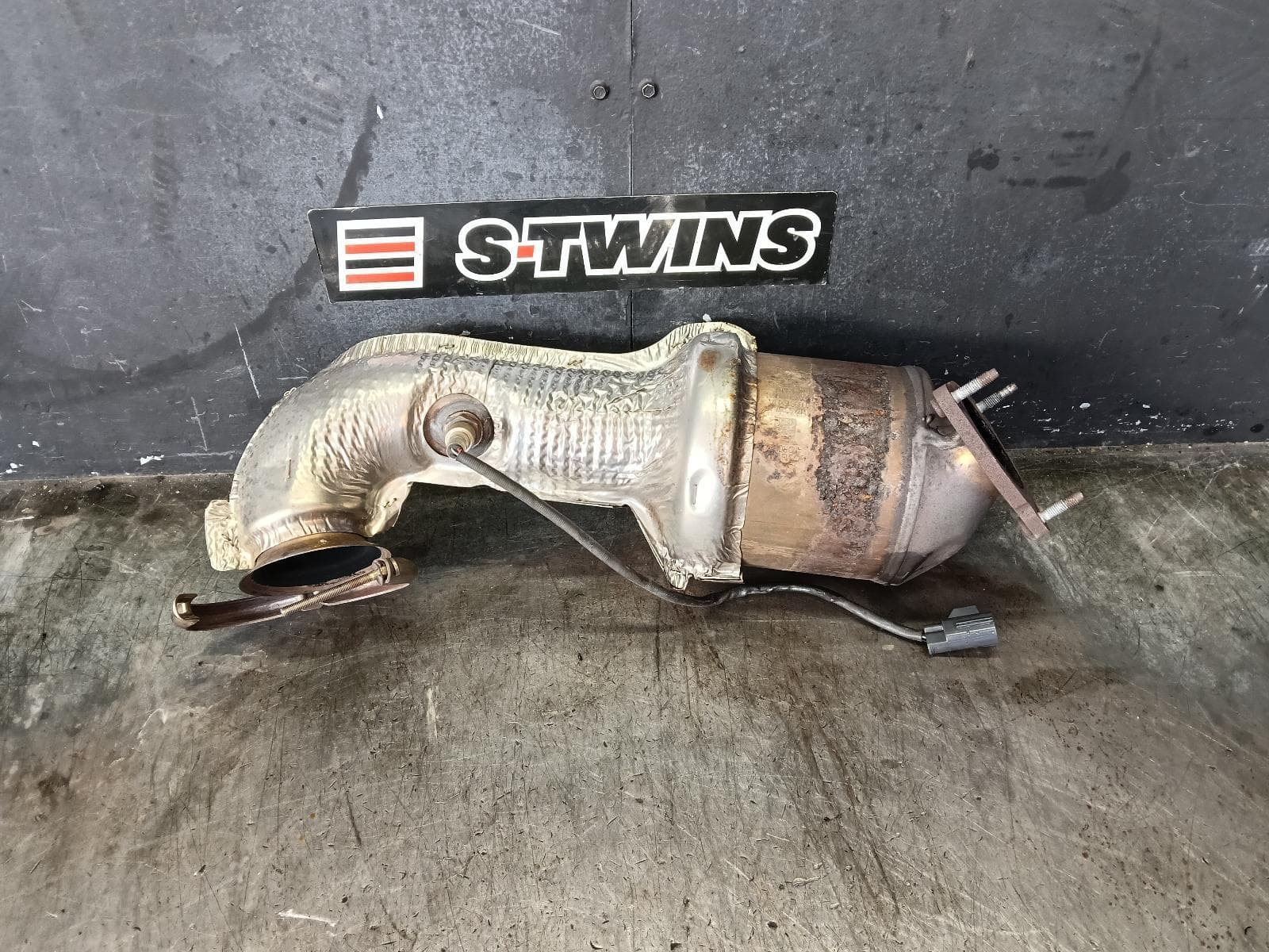 Used auto part listing image: 2018 LAND ROVER DISCOVERY SPORT CATALYTIC CONVERTER L550, DOWNPIPE-CAT TYPE, DIESEL, 2.0, TURBO, 07/16-06/19