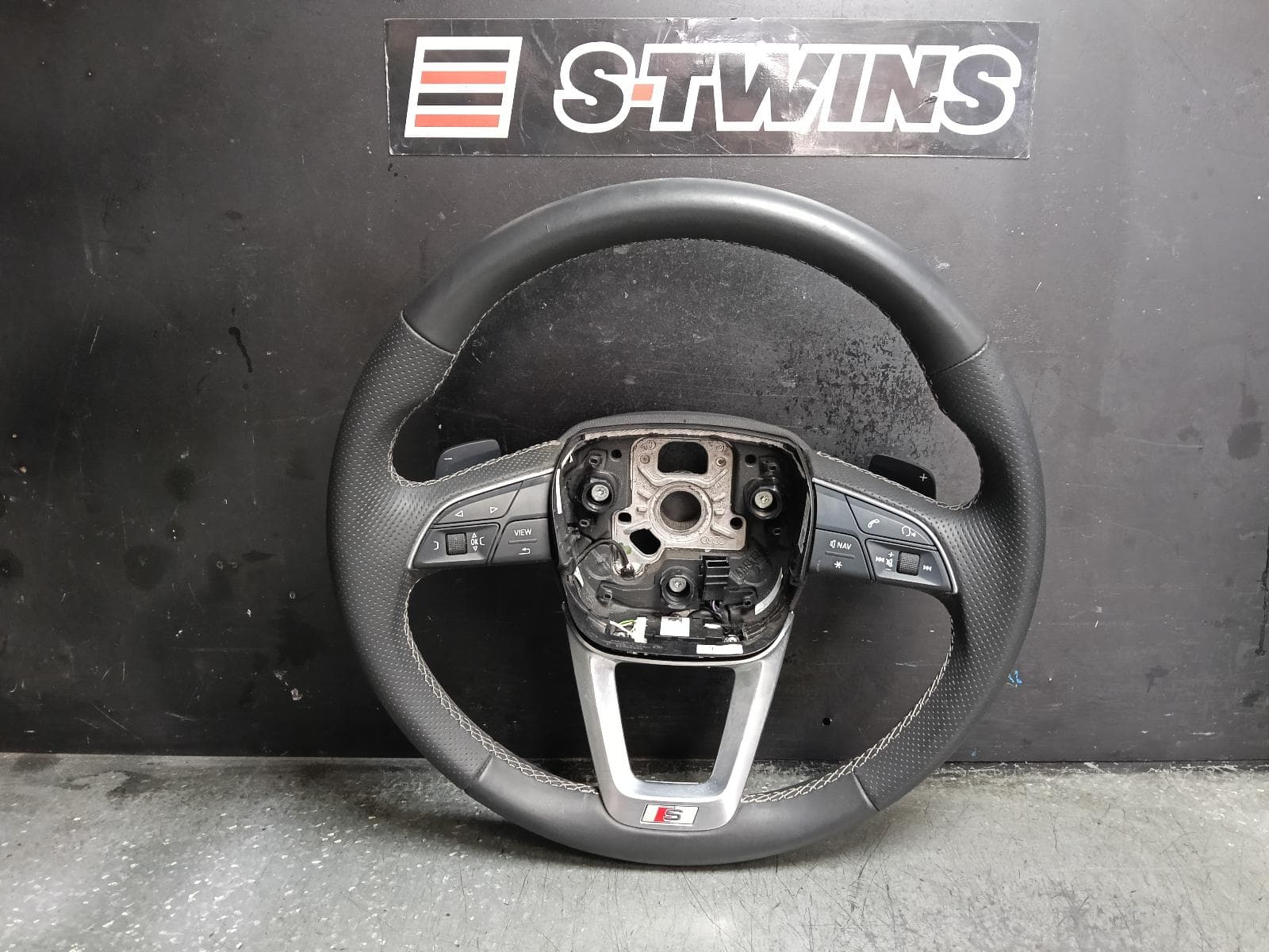 Used auto part listing image: 2023 AUDI Q2 STEERING WHEEL GA, 10/16