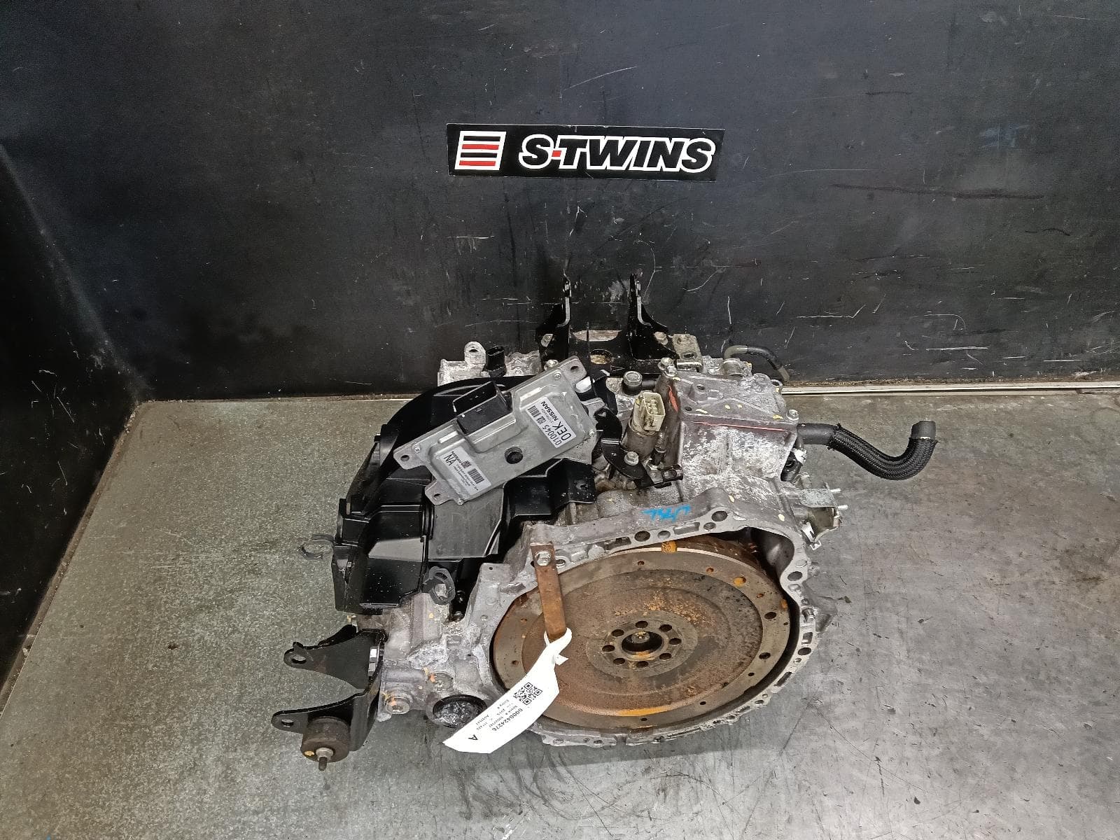 Used auto part listing image: 2015 LEXUS NX TRANS GEARBOX AYZ15R, AUTO, AWD, PETROL, 2.5, 2AR-FXE, W/ ELECTRIC DRIVE MOTOR, HEV, 02/14-12/21