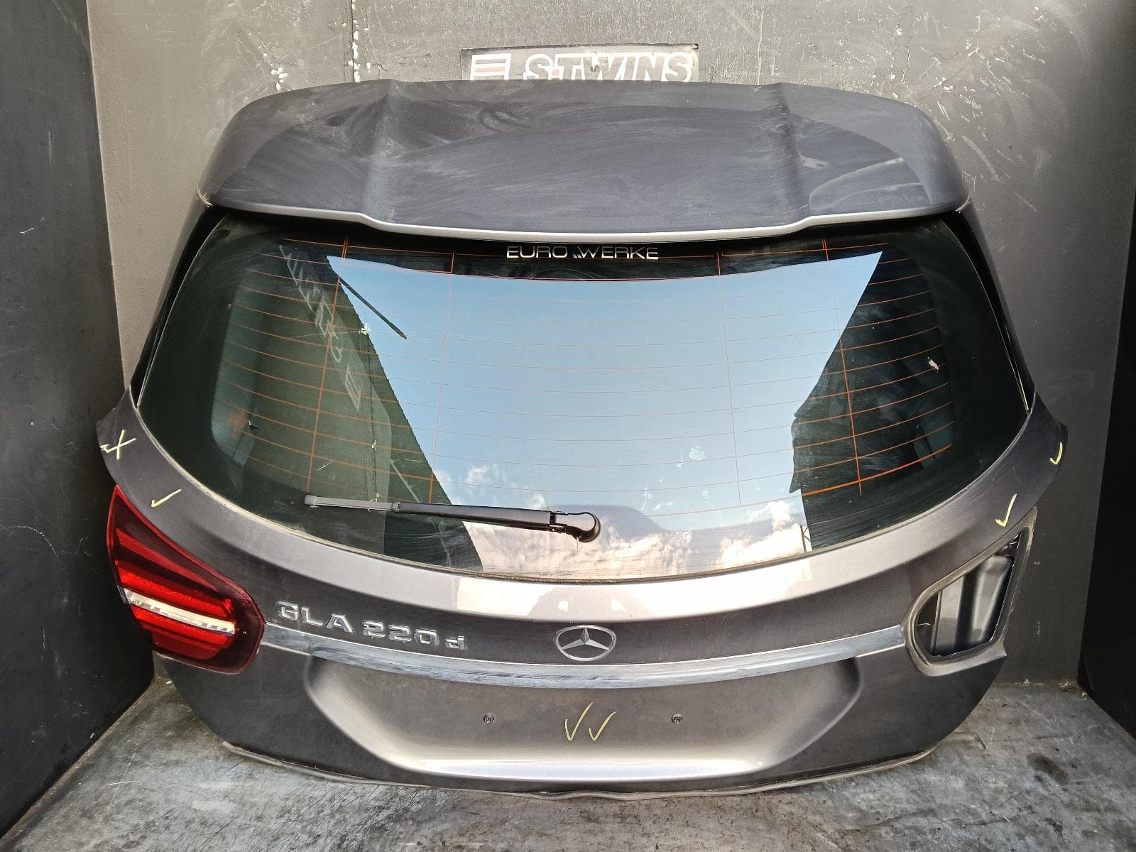 Used auto part listing image: 2018 MERCEDES GLA CLASS BOOTLID TAILGATE TAILGATE, X156, 03/17-01/20