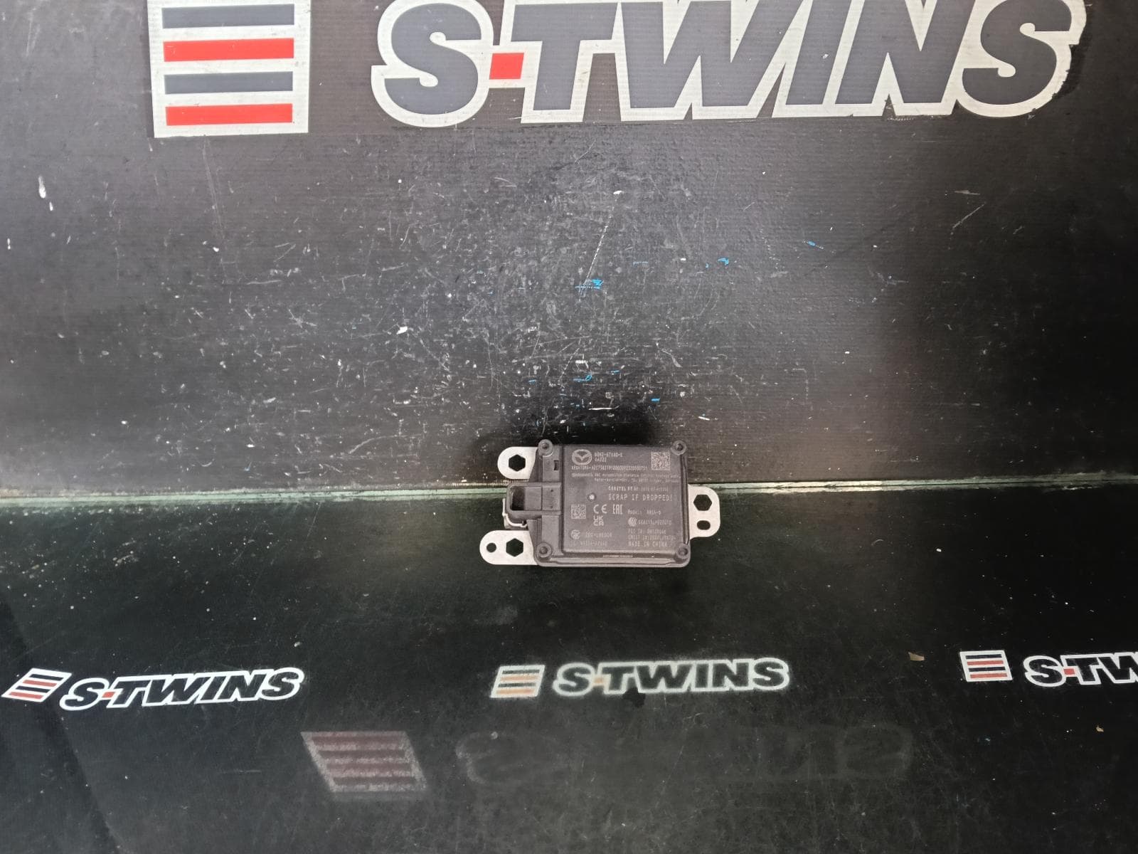 Used auto part listing image: 2023 MAZDA 3 REVERSE CAMERA FRONT RADAR SENSOR (GRILLE MOUNTED), BP, 03/19