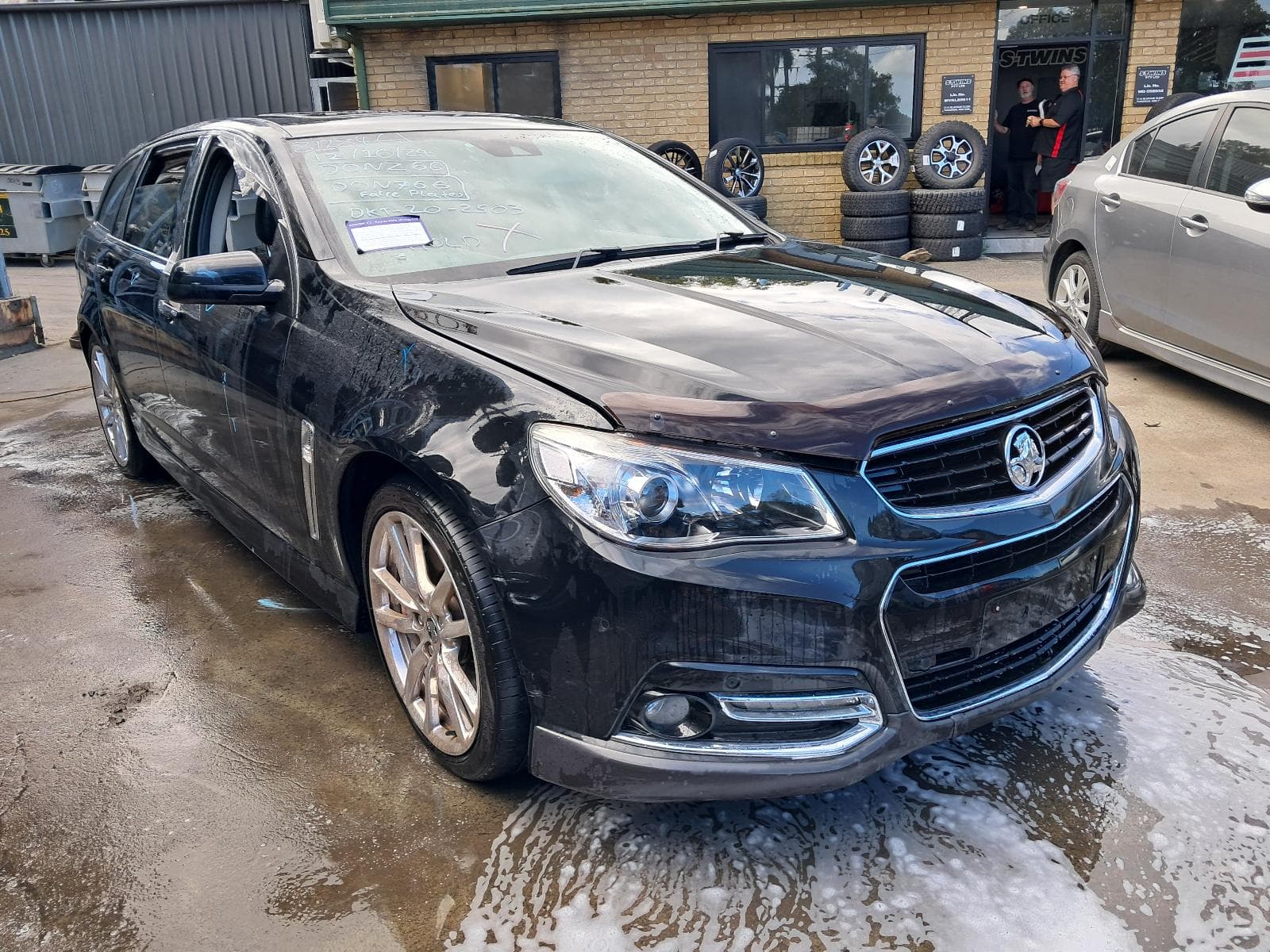 Used auto part listing image: 2014 HOLDEN COMMODORE SUNVISOR VF, PAIR, LIGHT GREY, 05/13-12/17